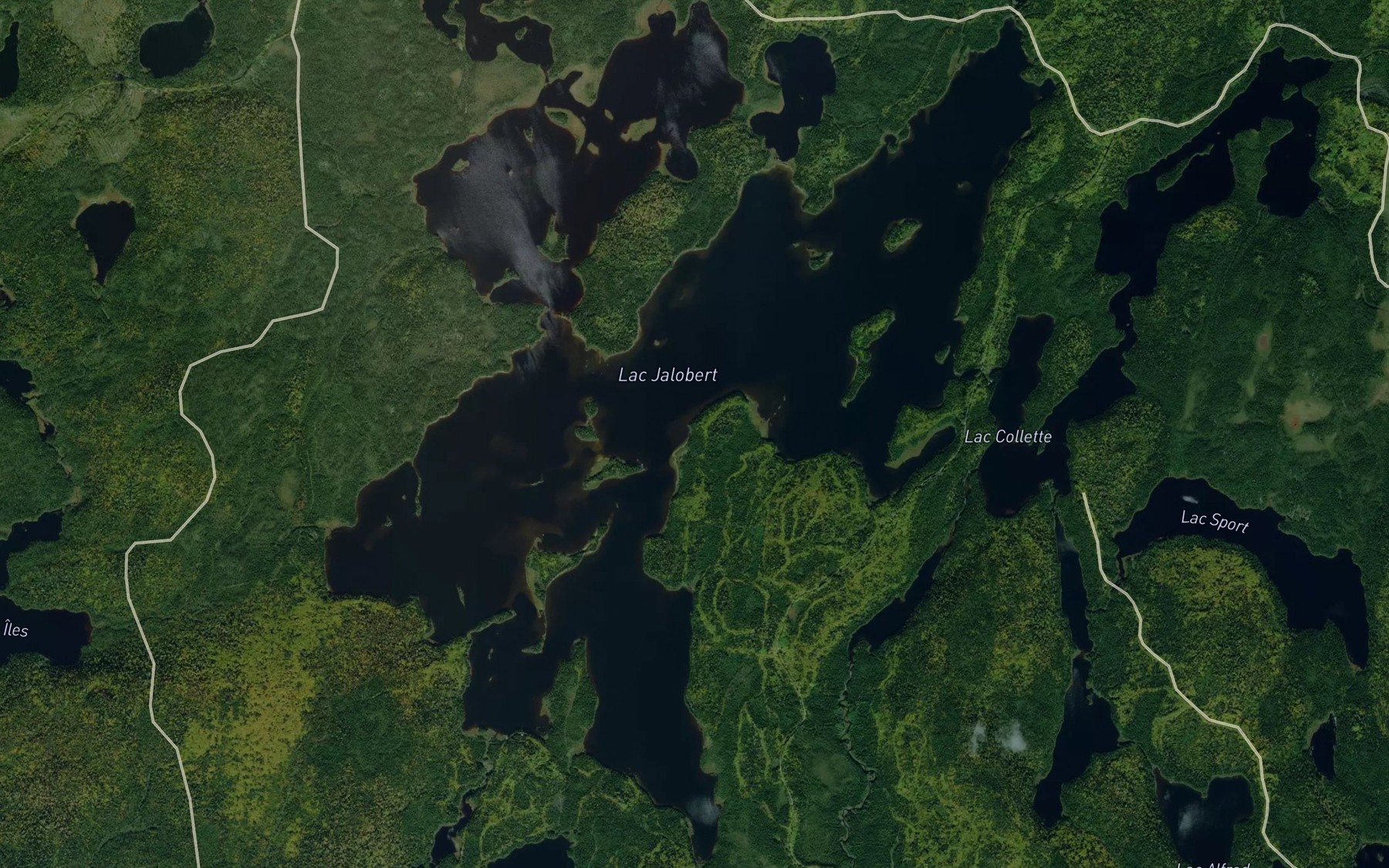 Satellite map of the Lac Jalobert