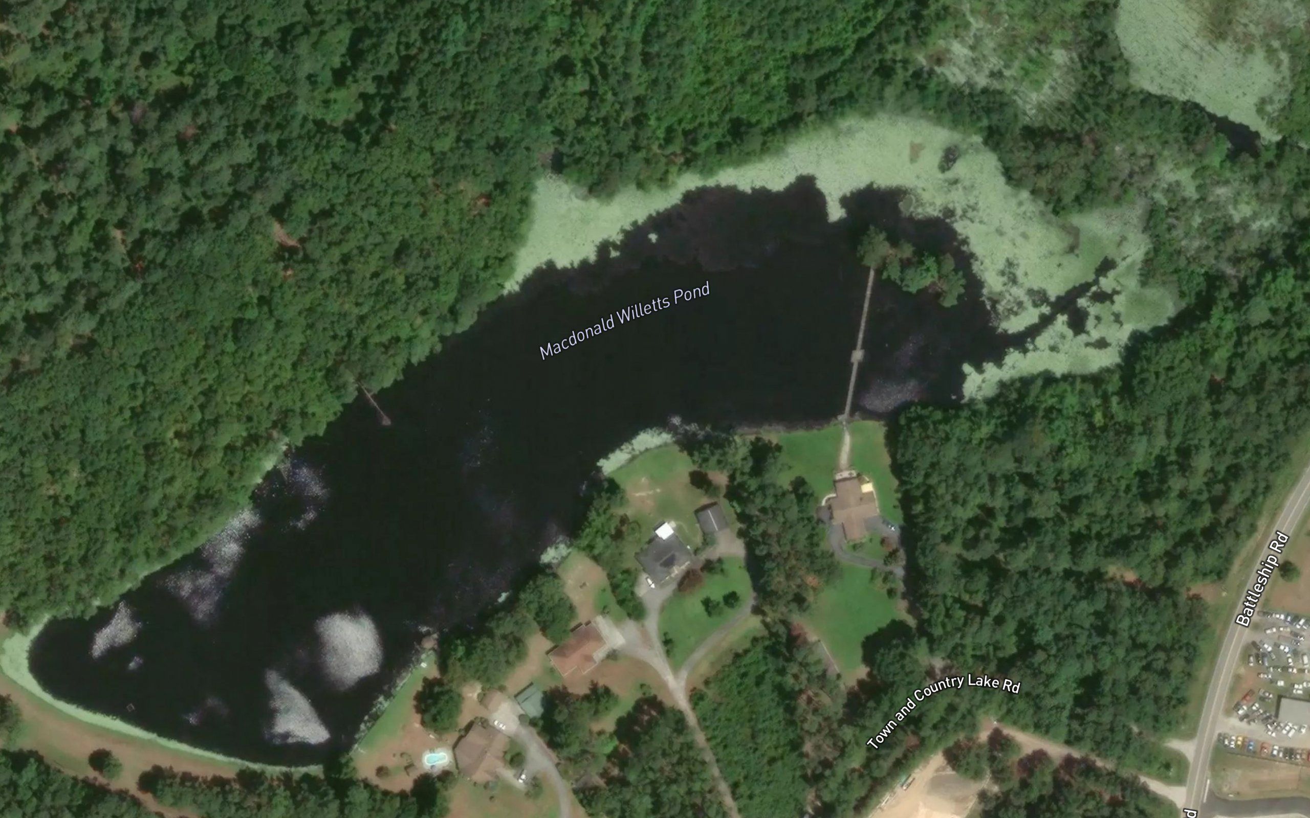 Macdonald Willetts Pond