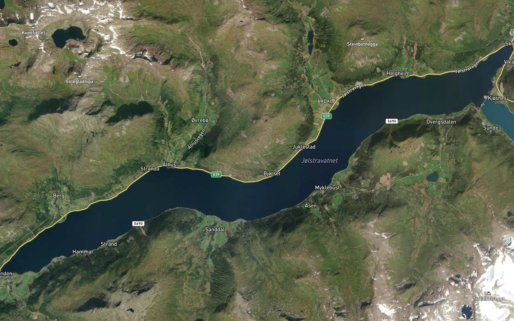 Satellite map of the Skeisbukta
