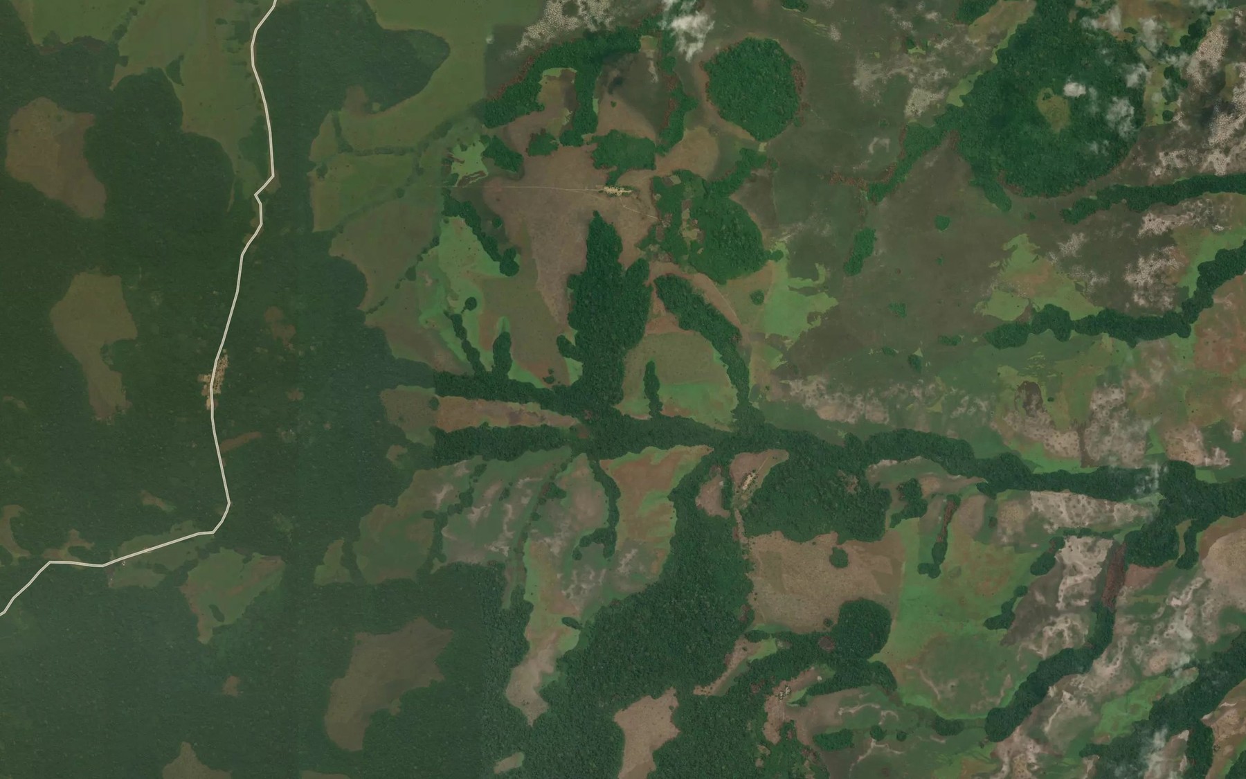 Satellite map of the Ambomo