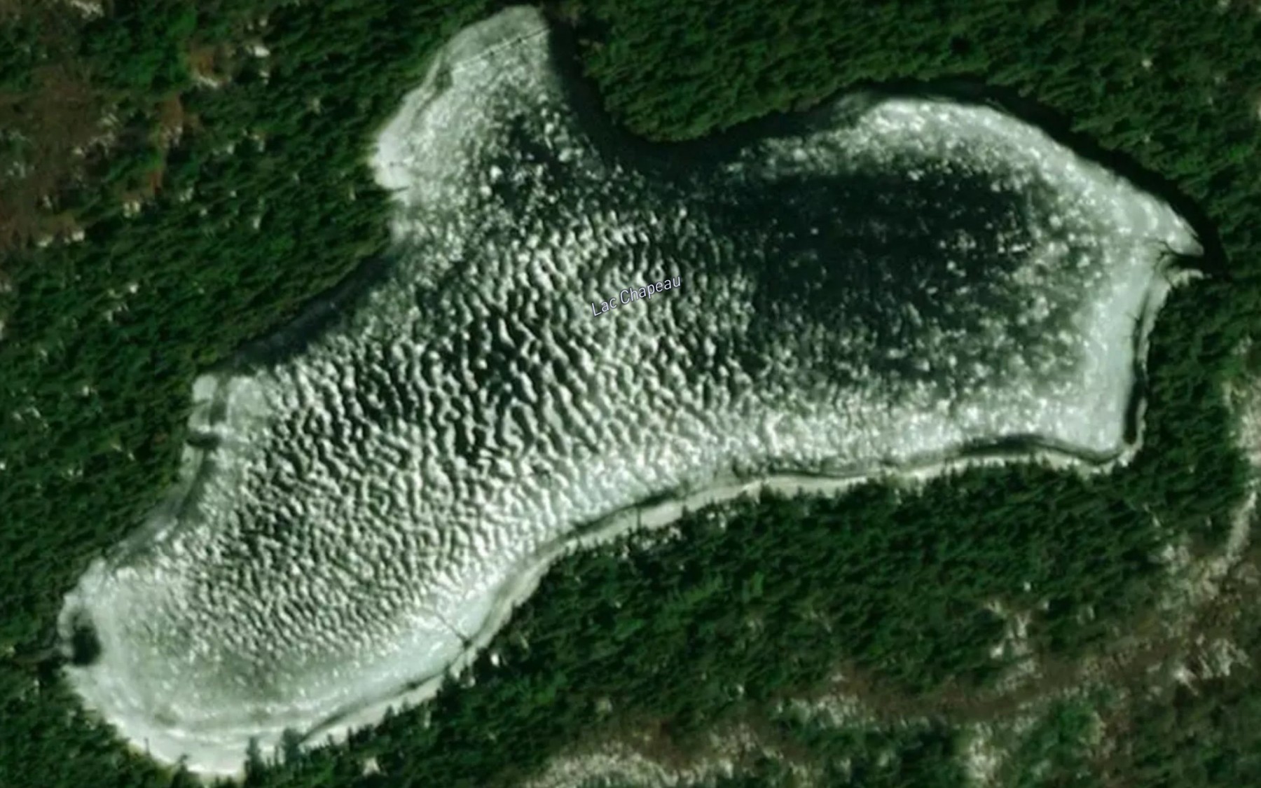 Satellite map of the Lac Chapeau