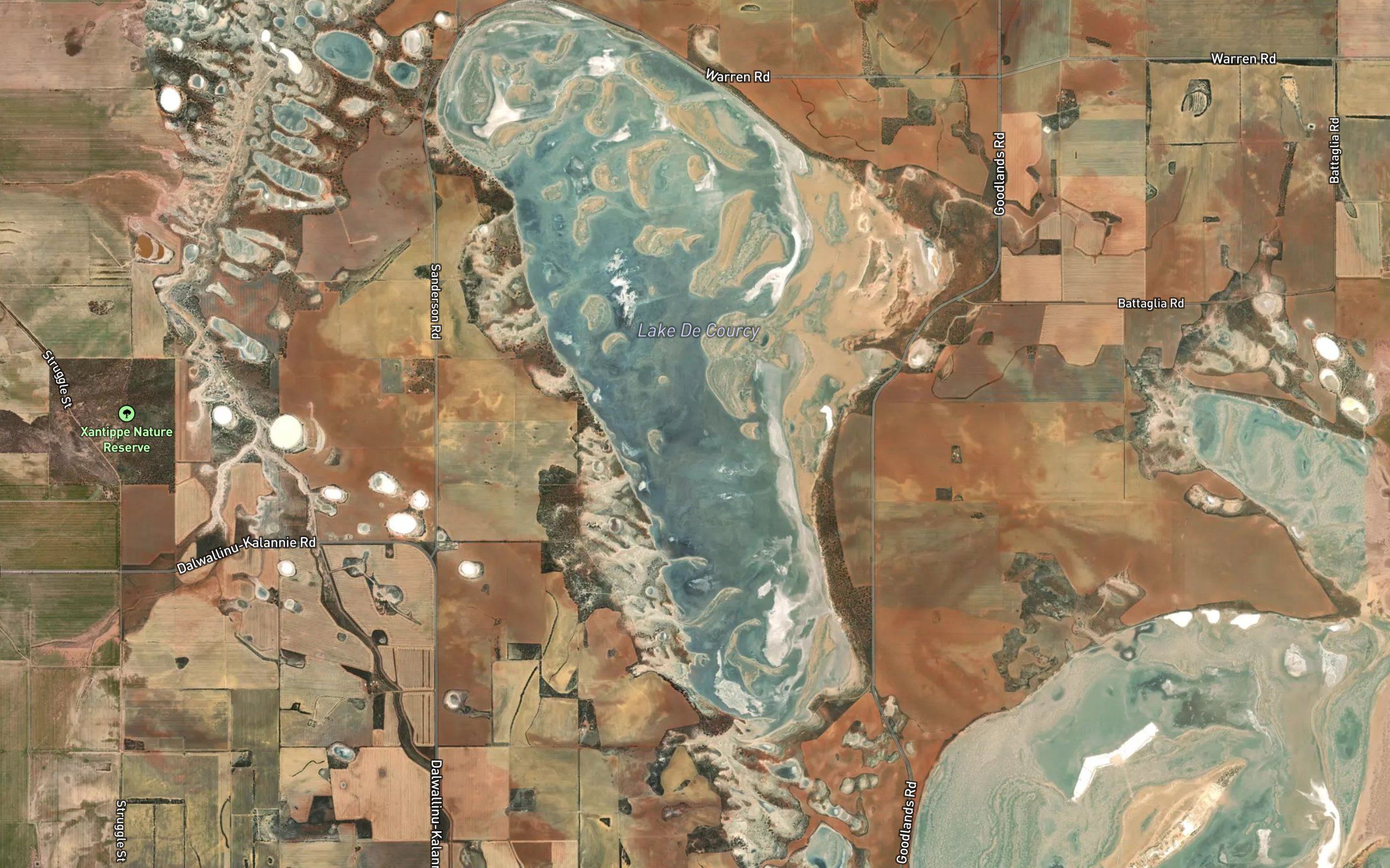 Lake Decouroy