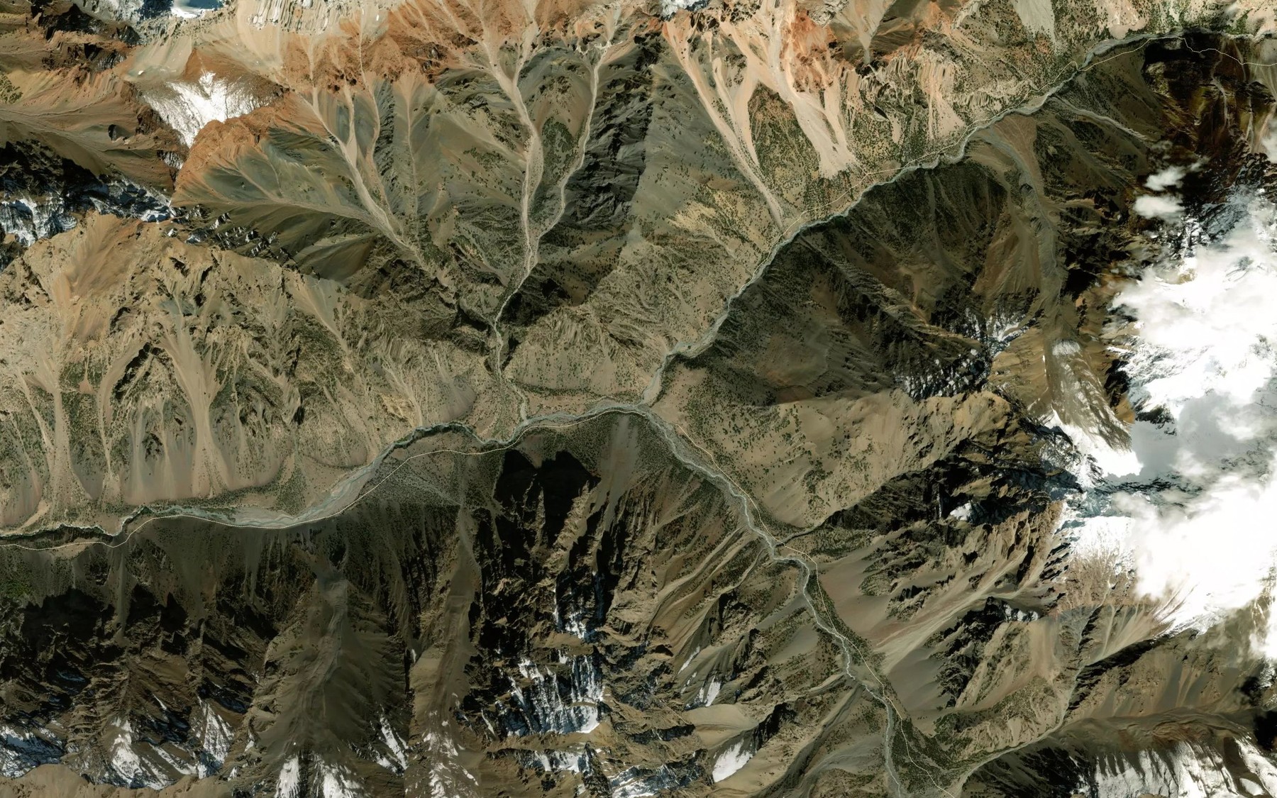Satellite map of the Dzhyluu-Suu