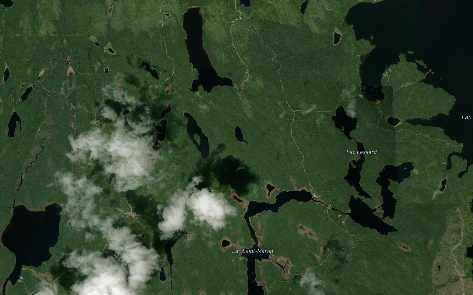 Satellite map of the Lac du Gin