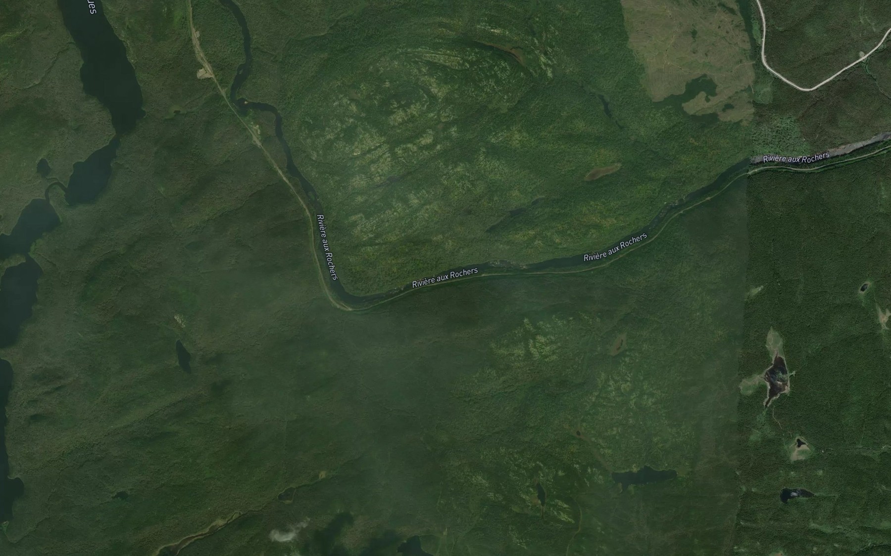 Satellite map of the Rapides a Touzel