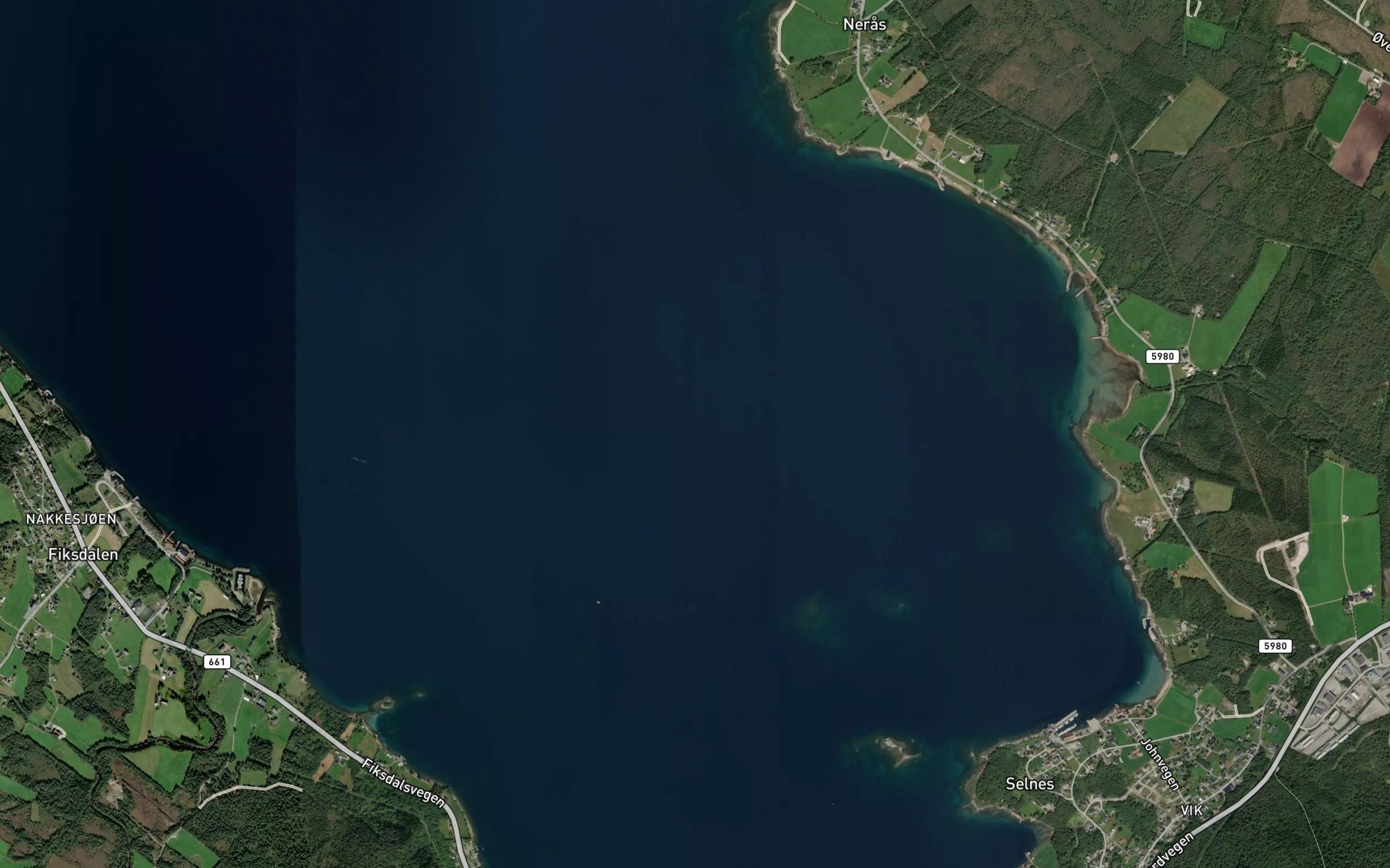 Satellite map of the Tomrefjorden