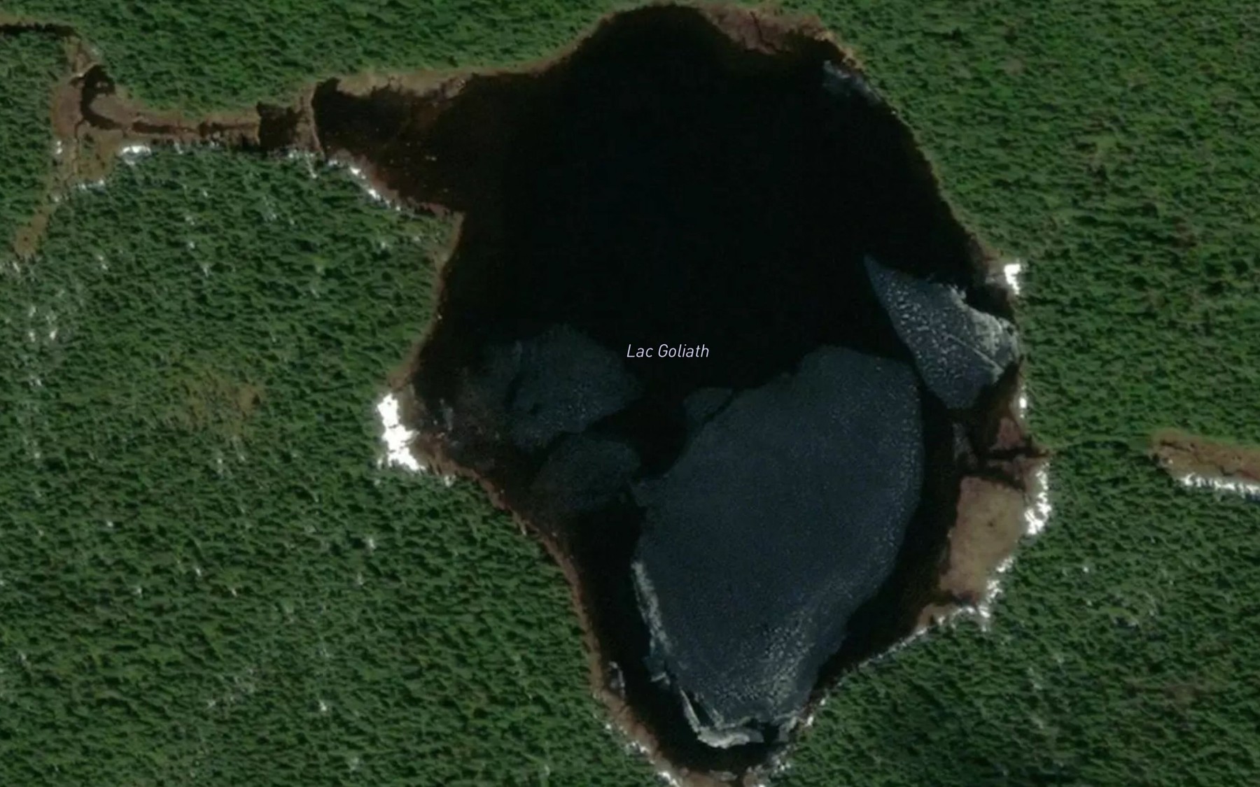 Satellite map of the Lac Goliath