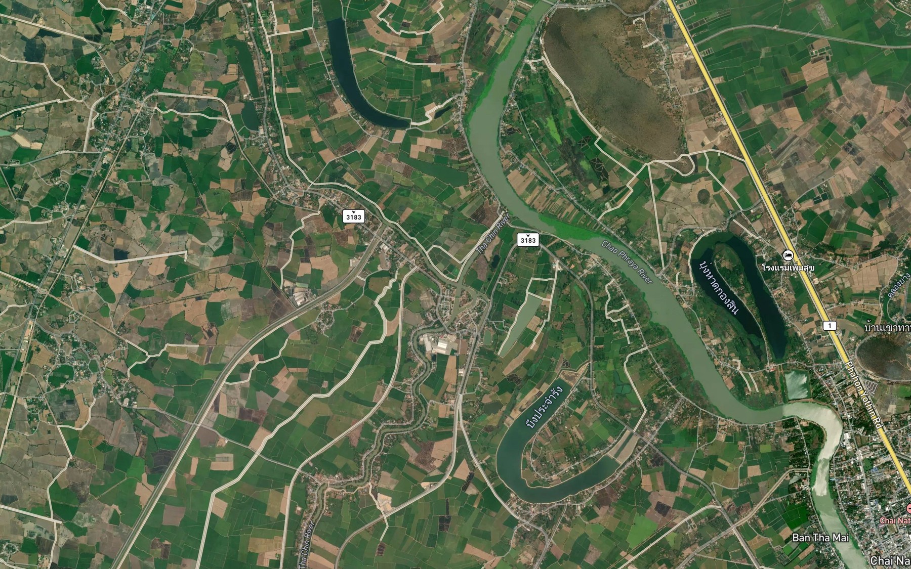 Satellite map of the Khlong Makham Thao