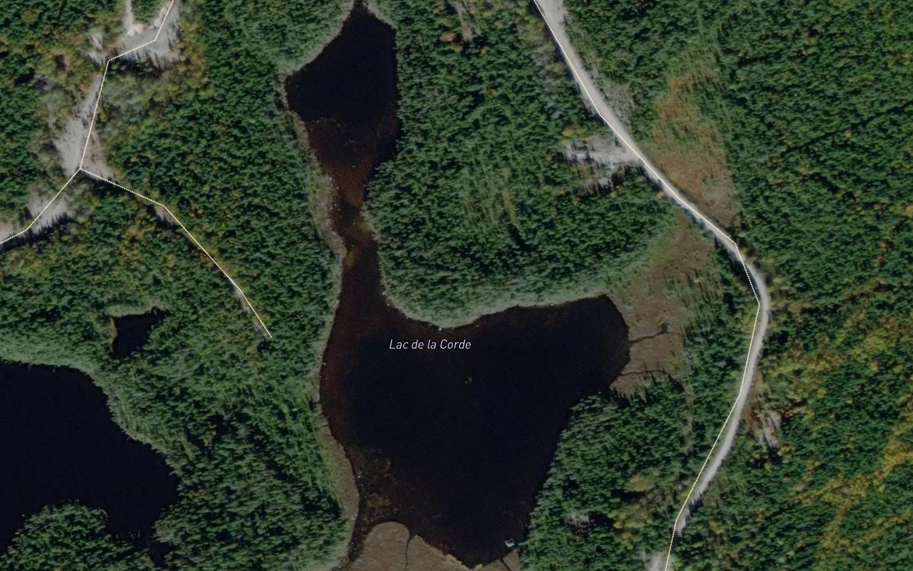 Satellite map of the Lac de la Corde