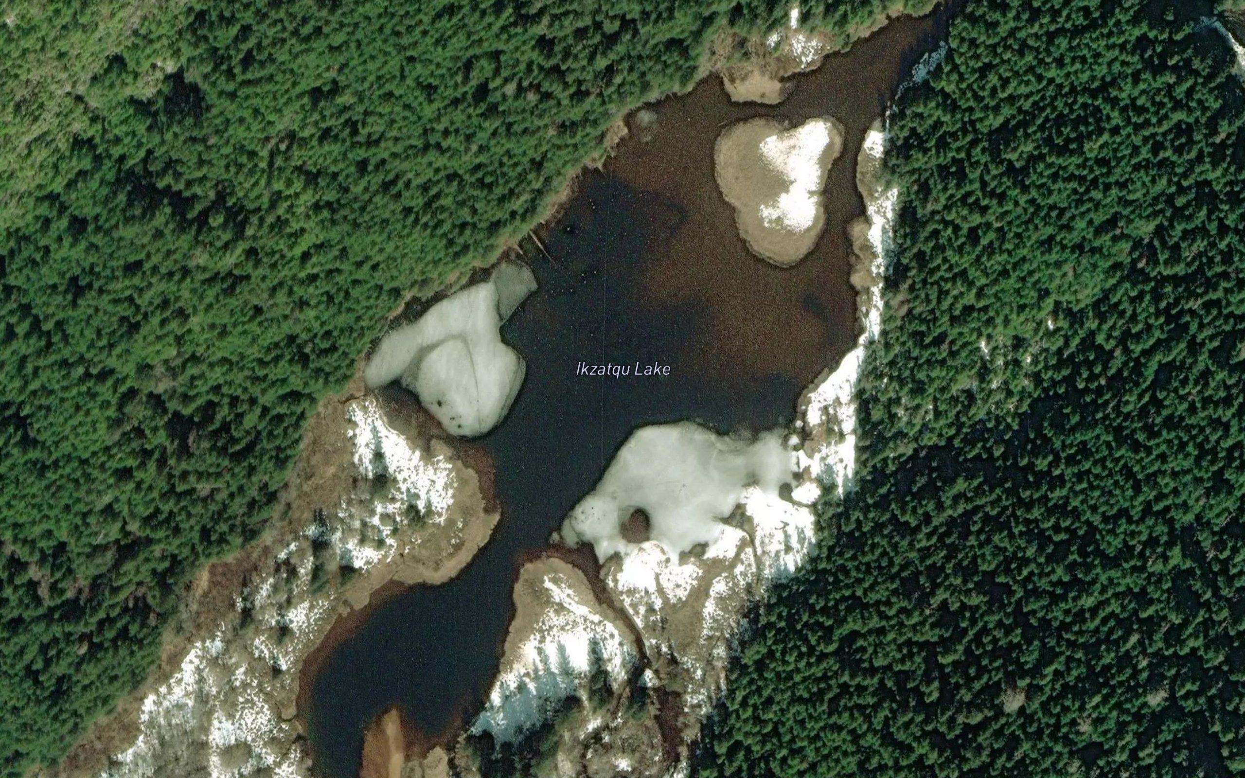 Ikzatqu Lake