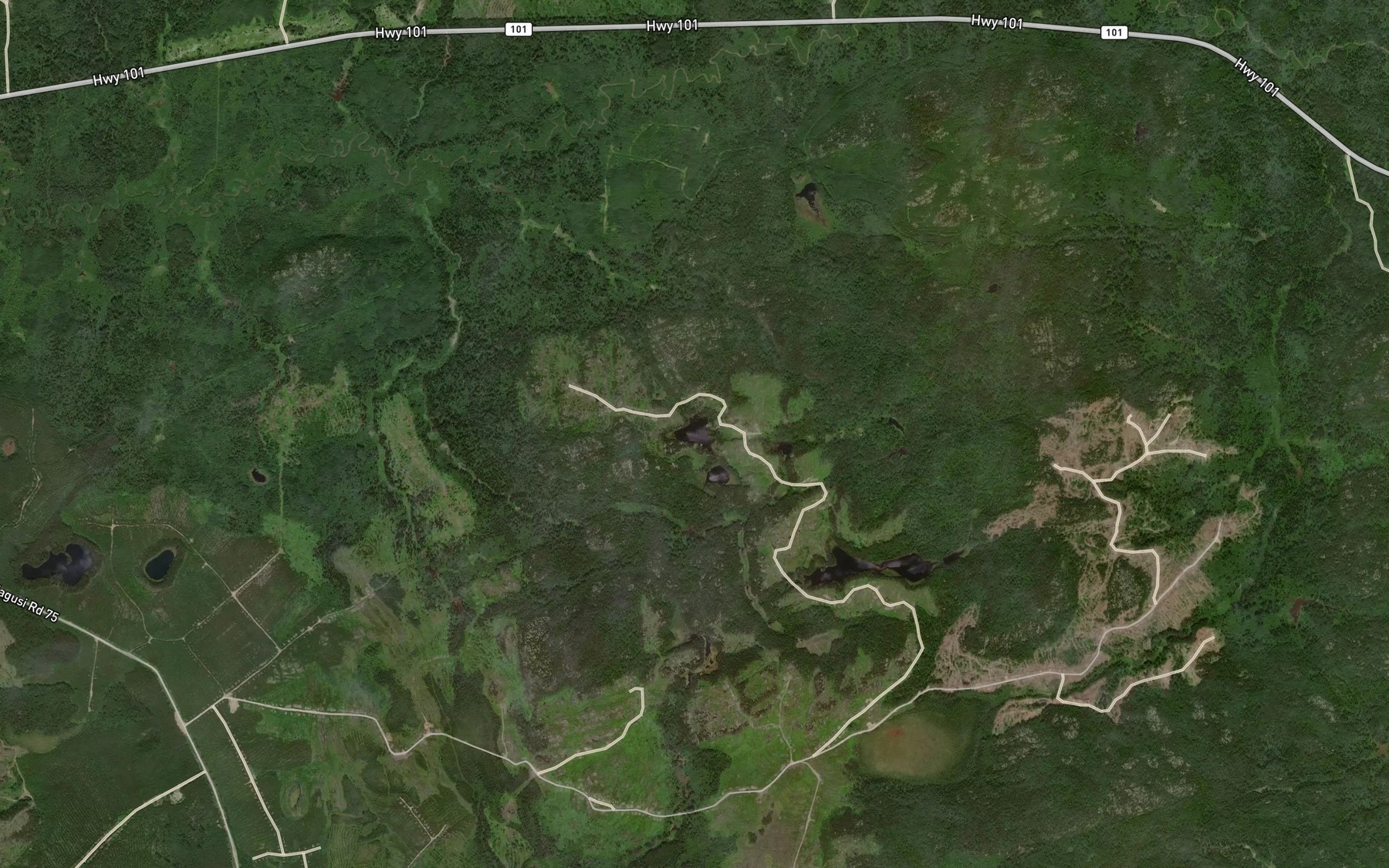 Satellite map of the Yelle Lake