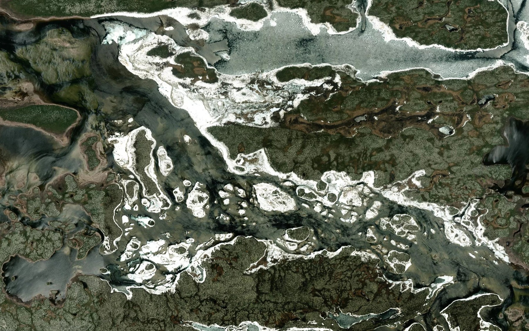 Satellite map of the Lac Chambrun