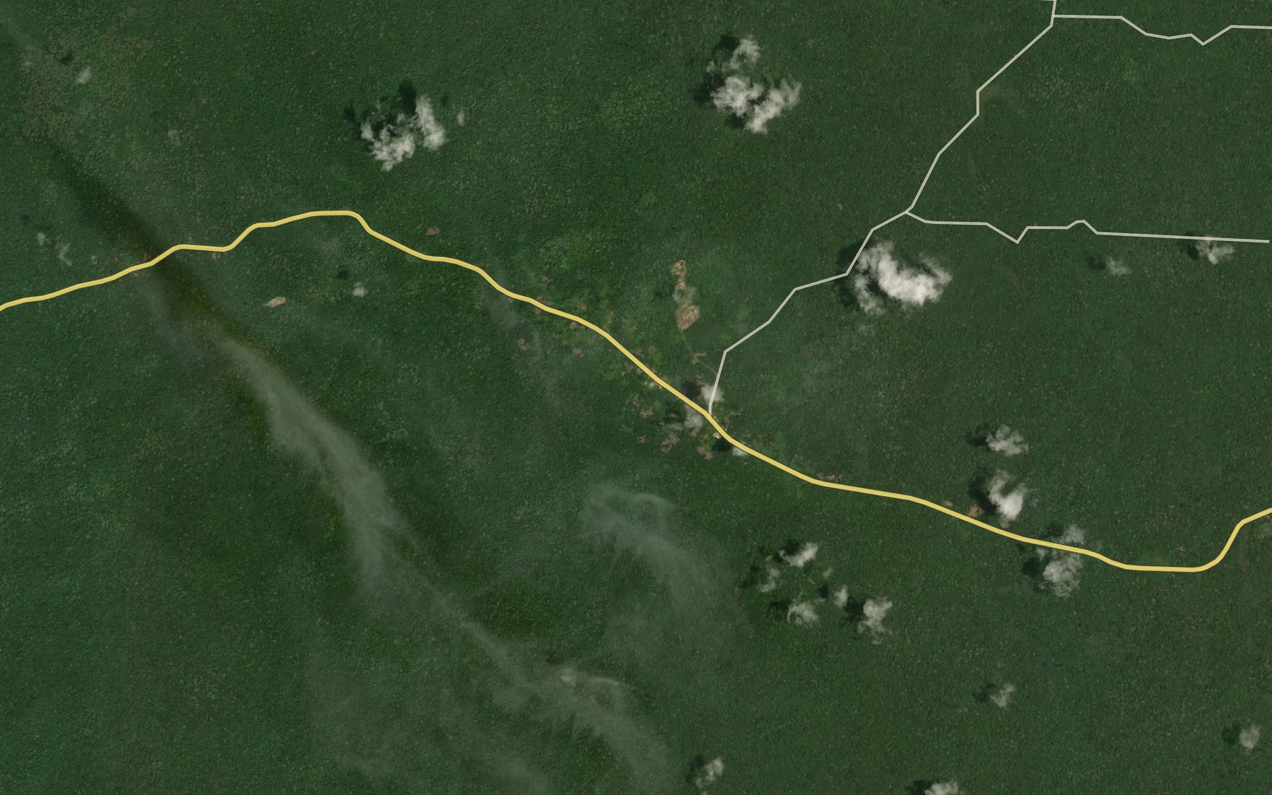 Satellite map of the Amouamessip