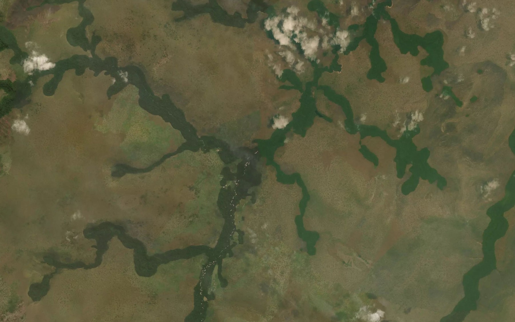 Satellite map of the Mayigo