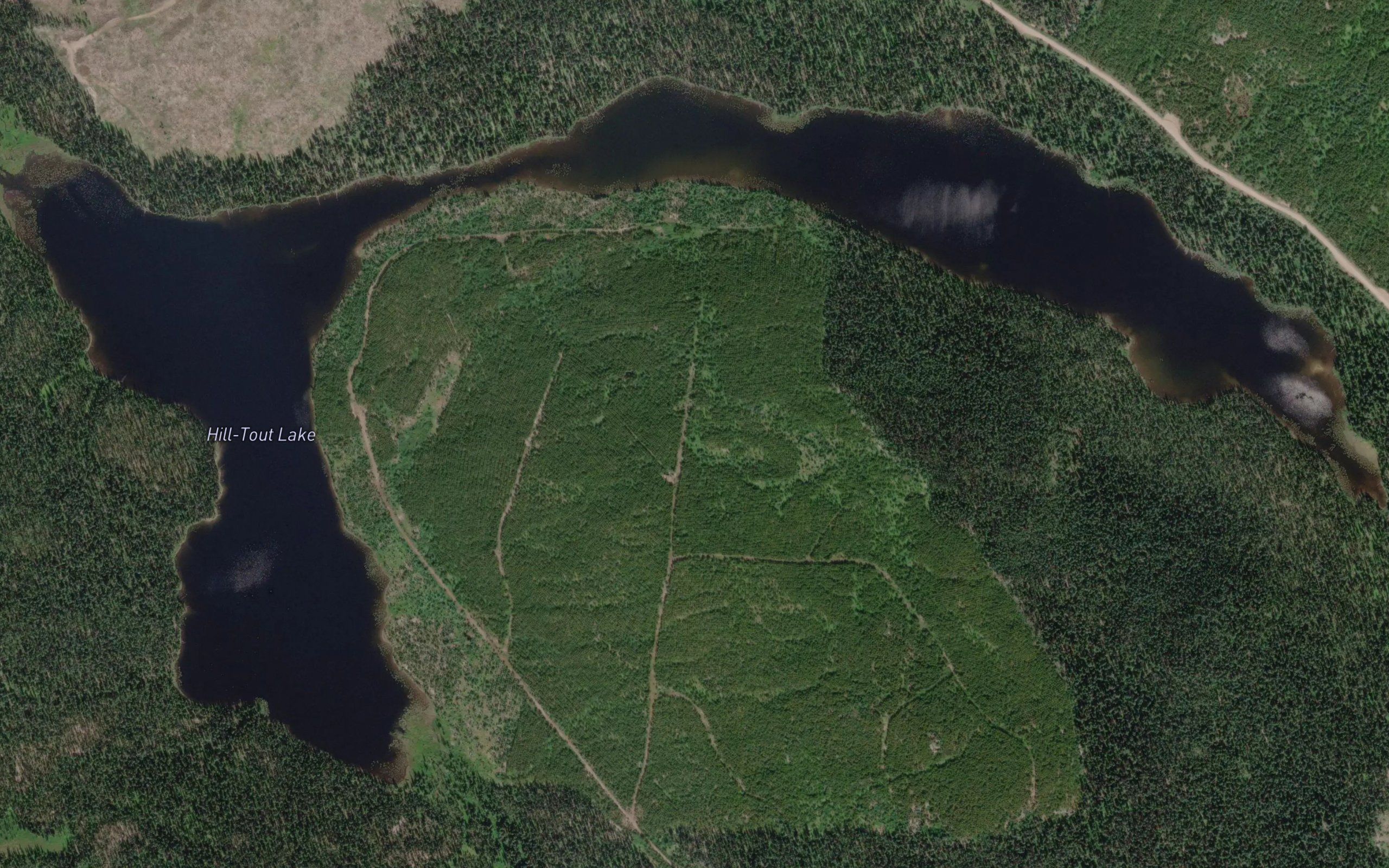 Hill-Tout Lake