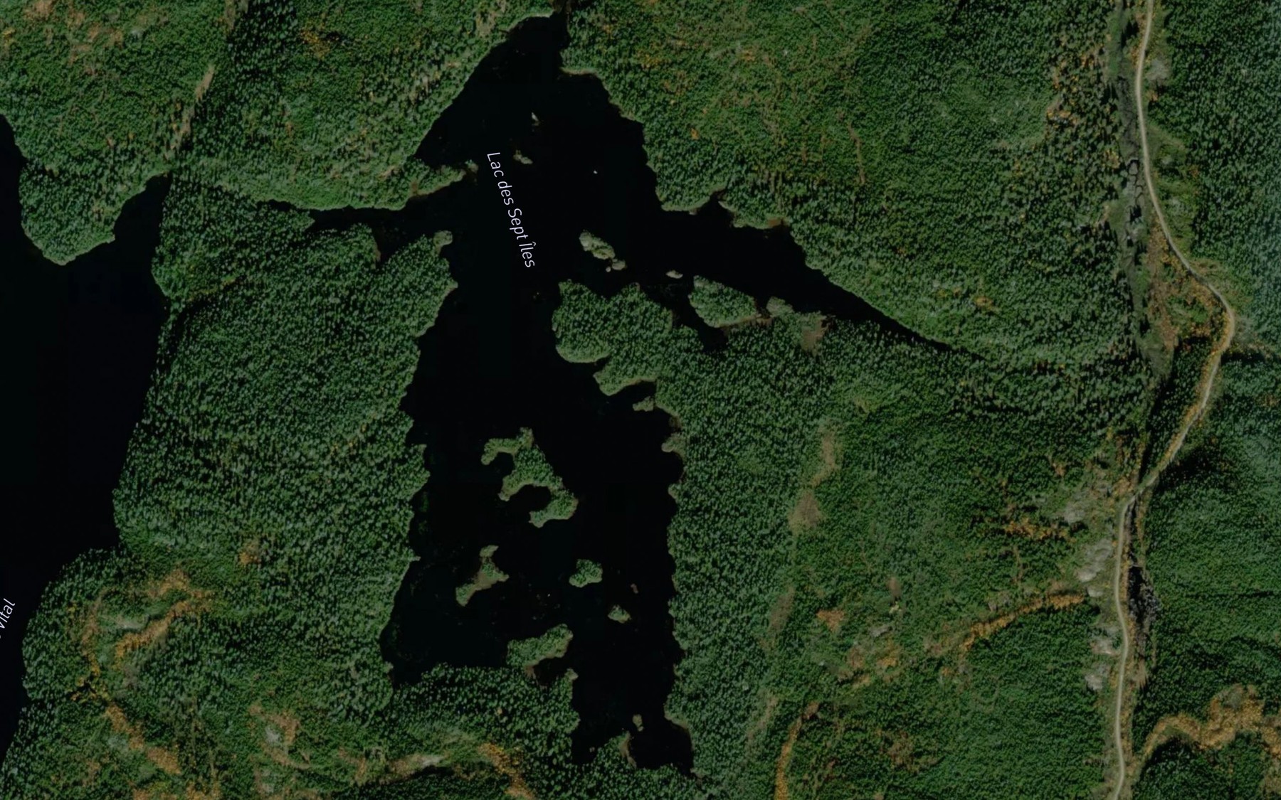 Satellite map of the Lac des Sept Iles