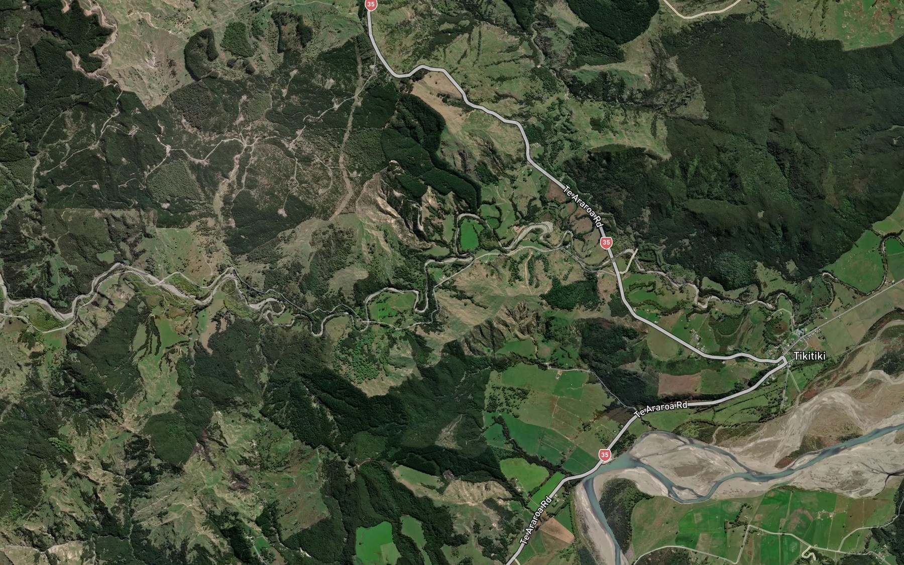 Satellite map of the Makoao Stream