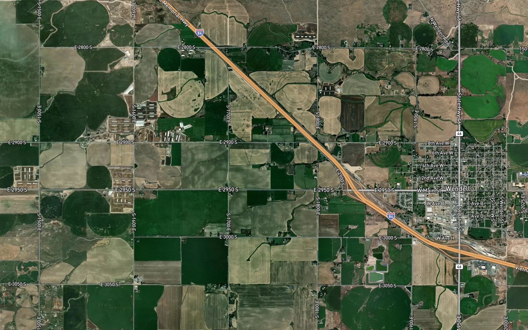 Satellite map of the Lateral W-53