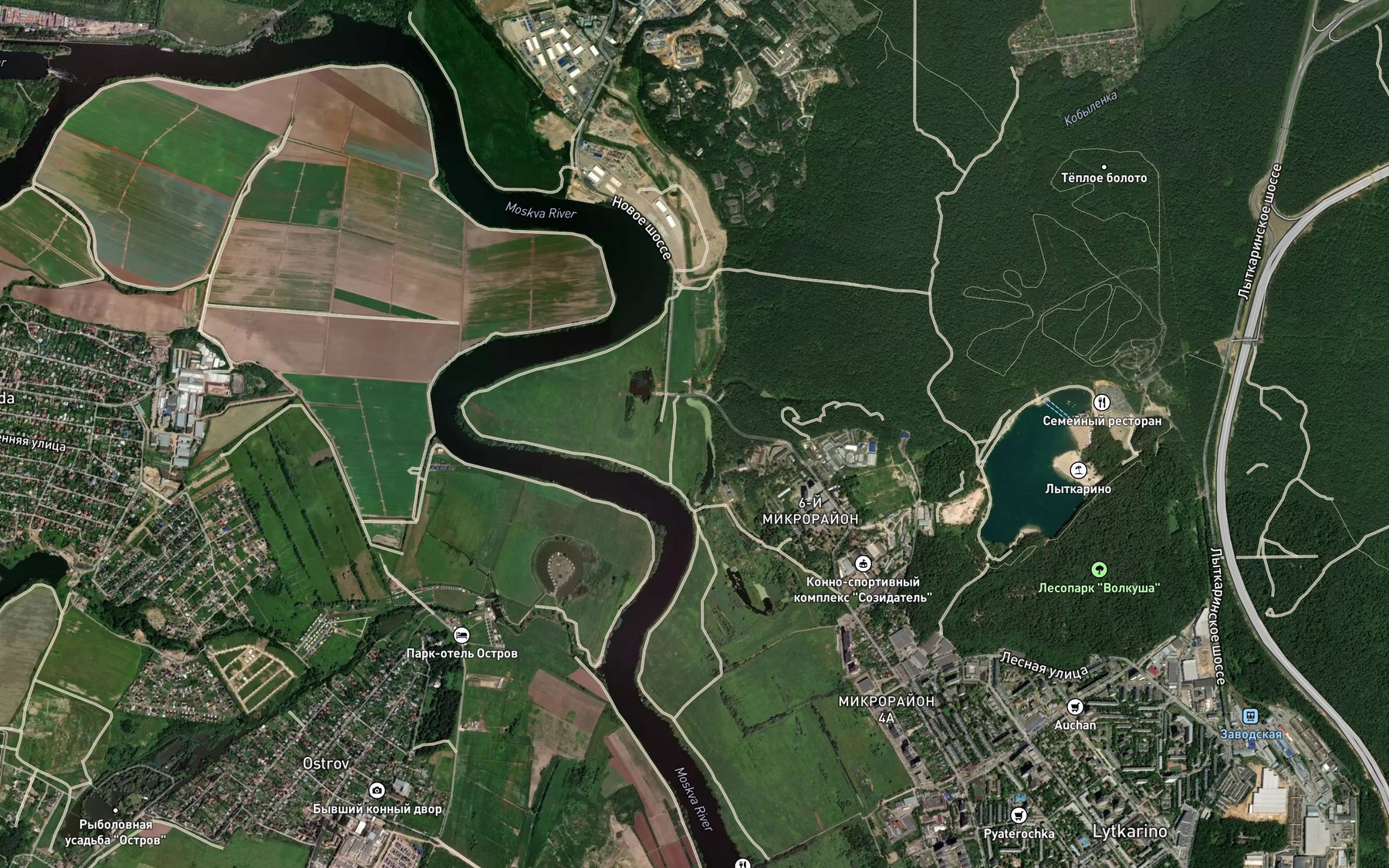 Satellite map of the Ozero Dolgoye