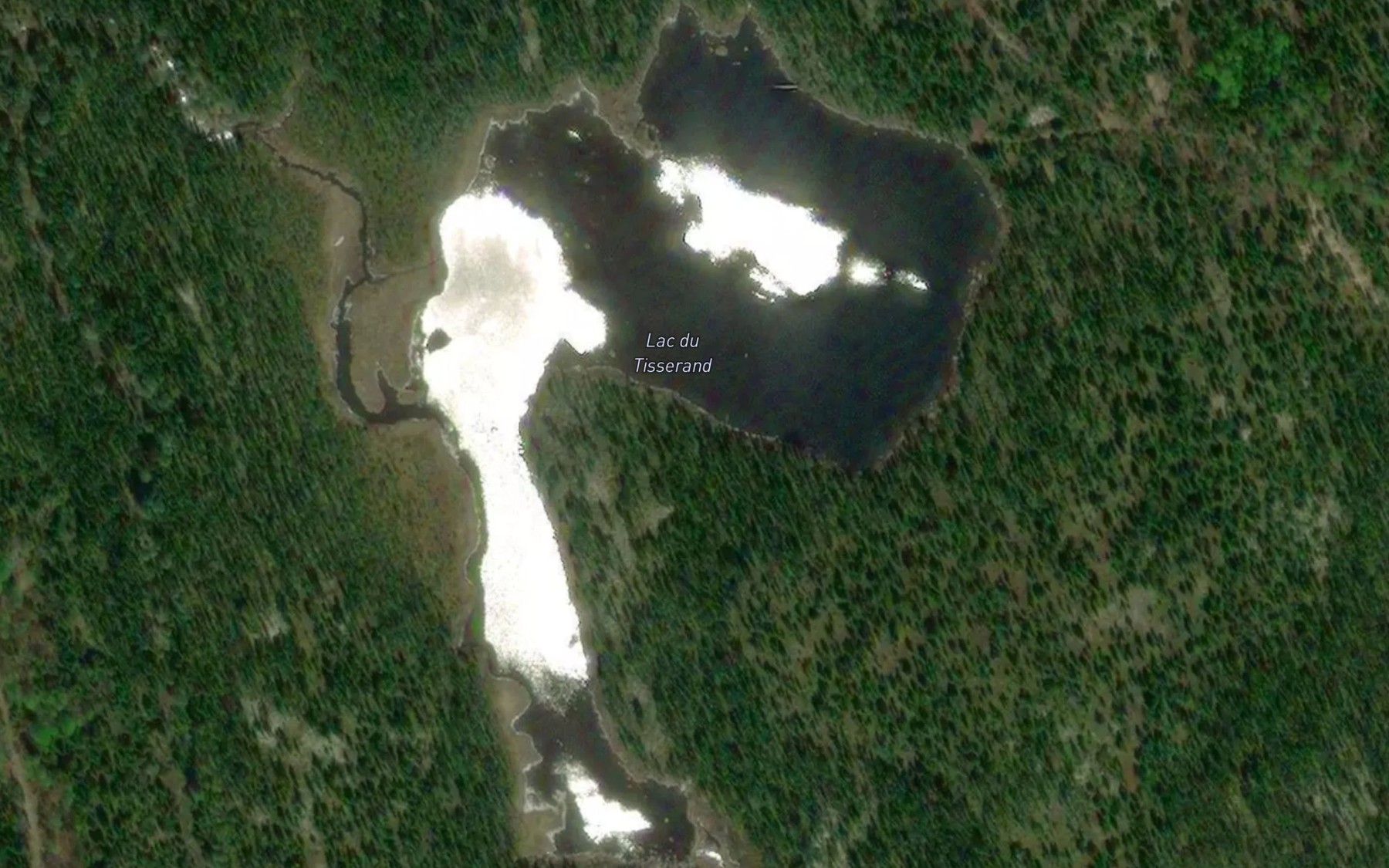 Satellite map of the Lac du Tisserand