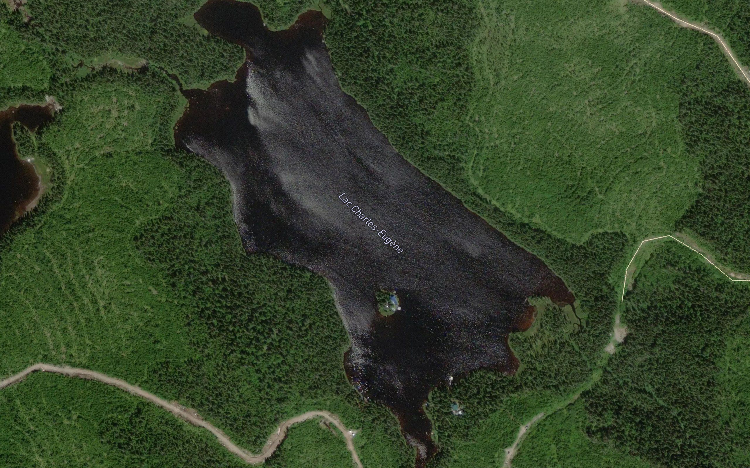 Lac Charles-Eugene