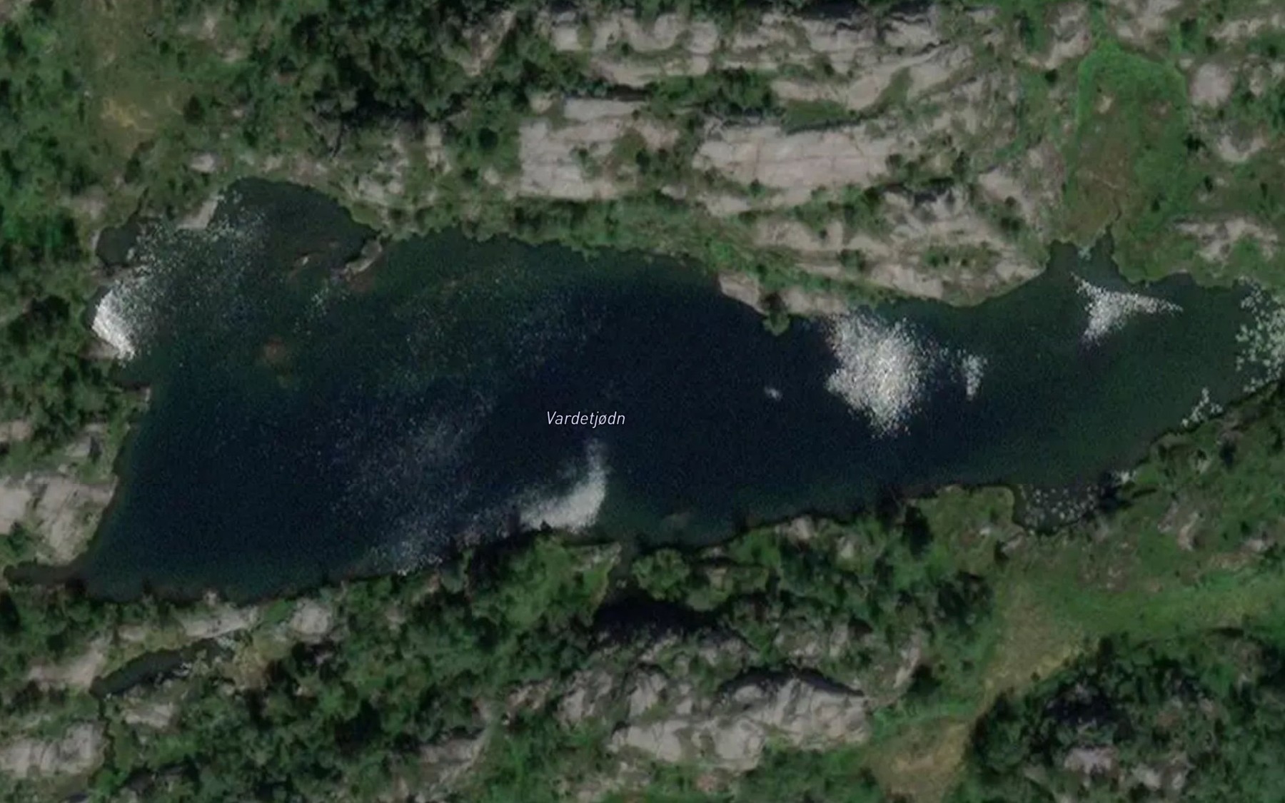 Satellite map of the Vardetjodn