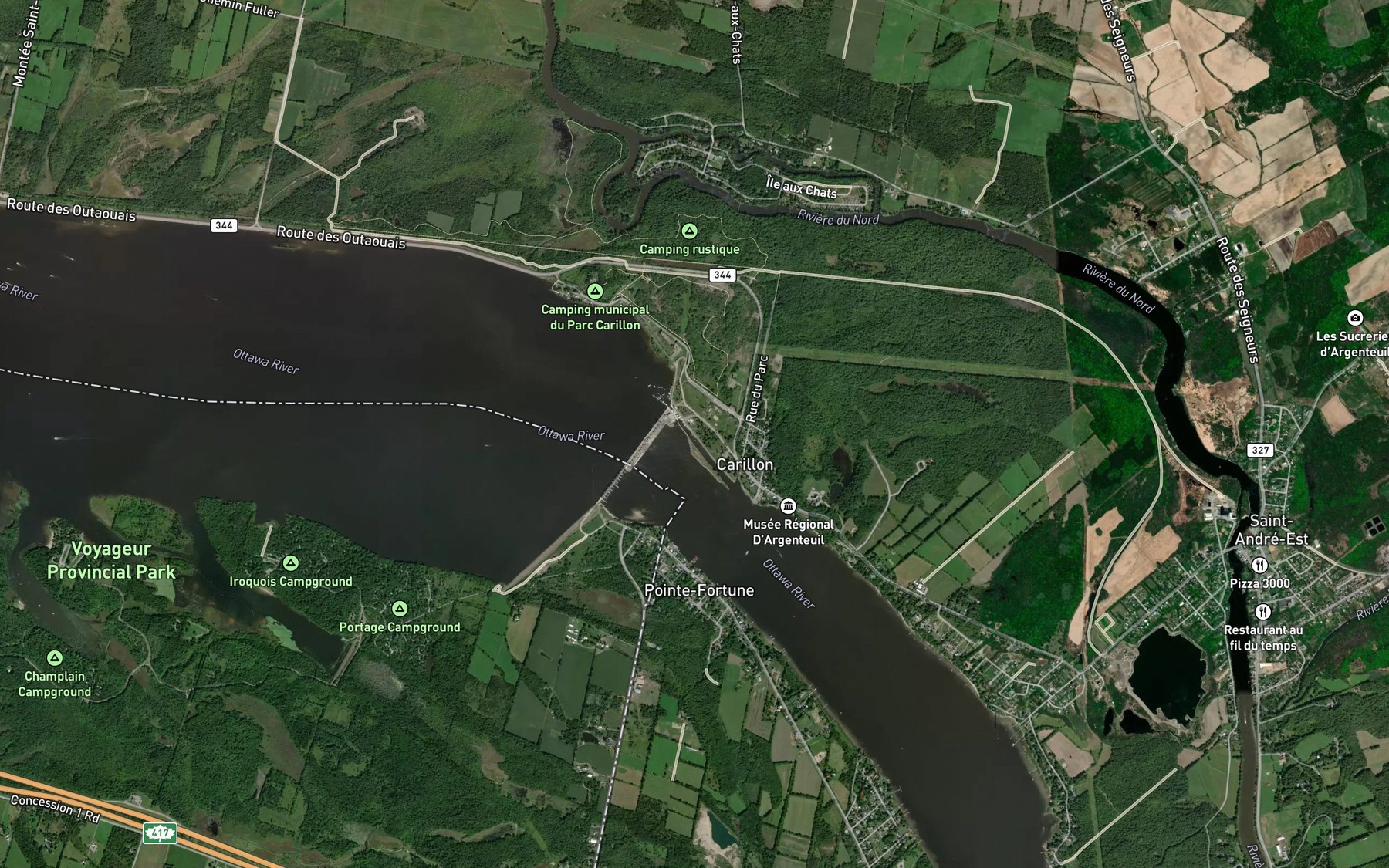 Satellite map of the Canal de Carillon