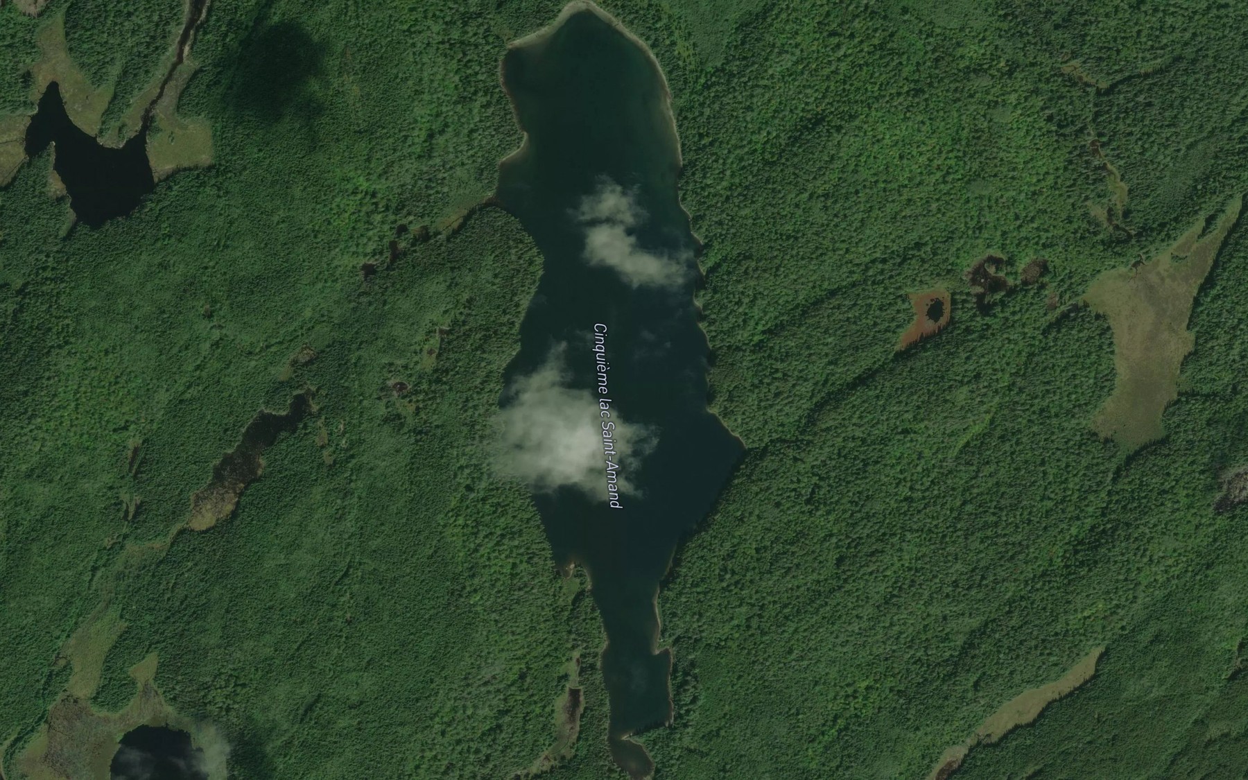 Satellite map of the Cinquieme lac Saint-Amand