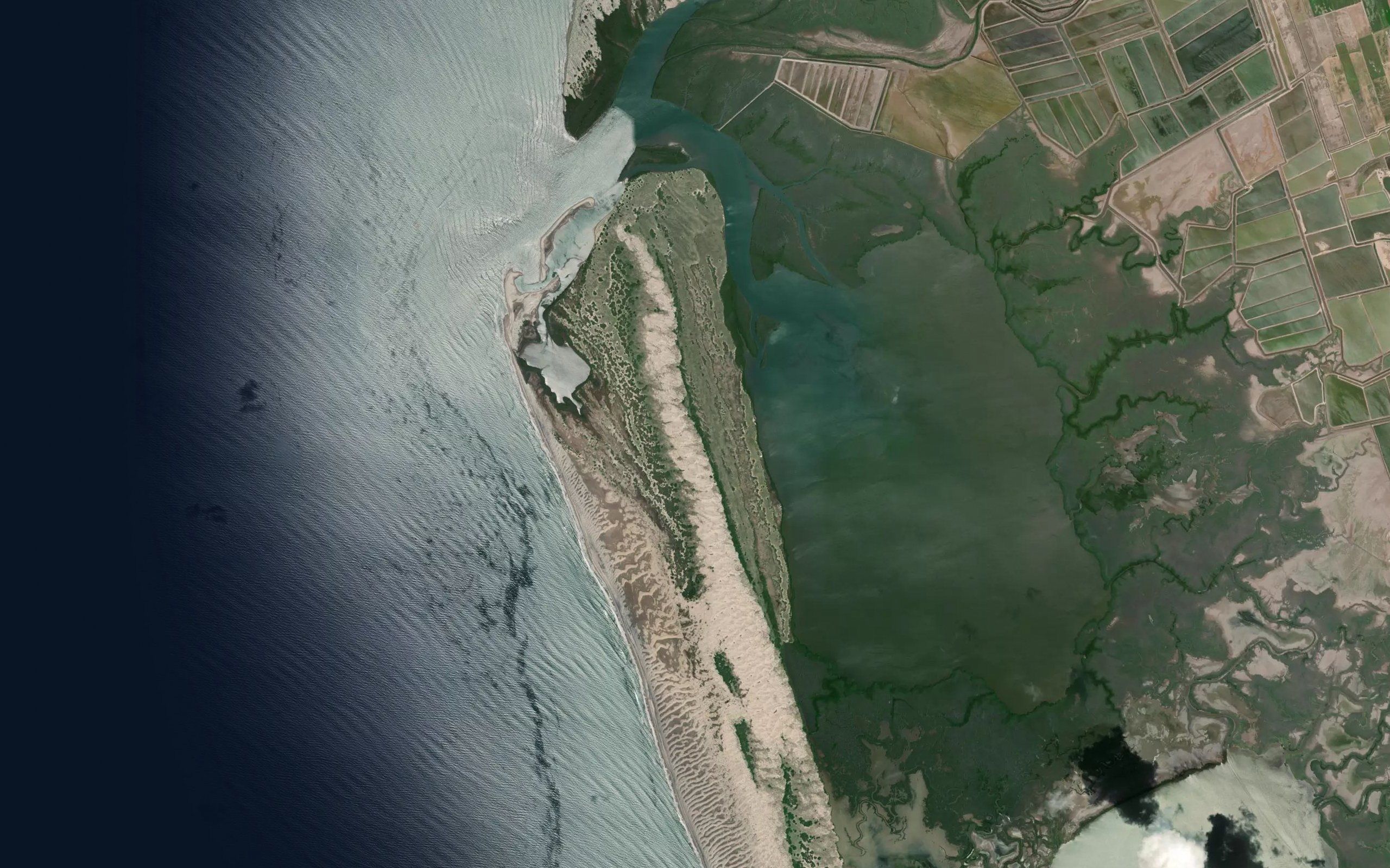 Estero de las Piedras