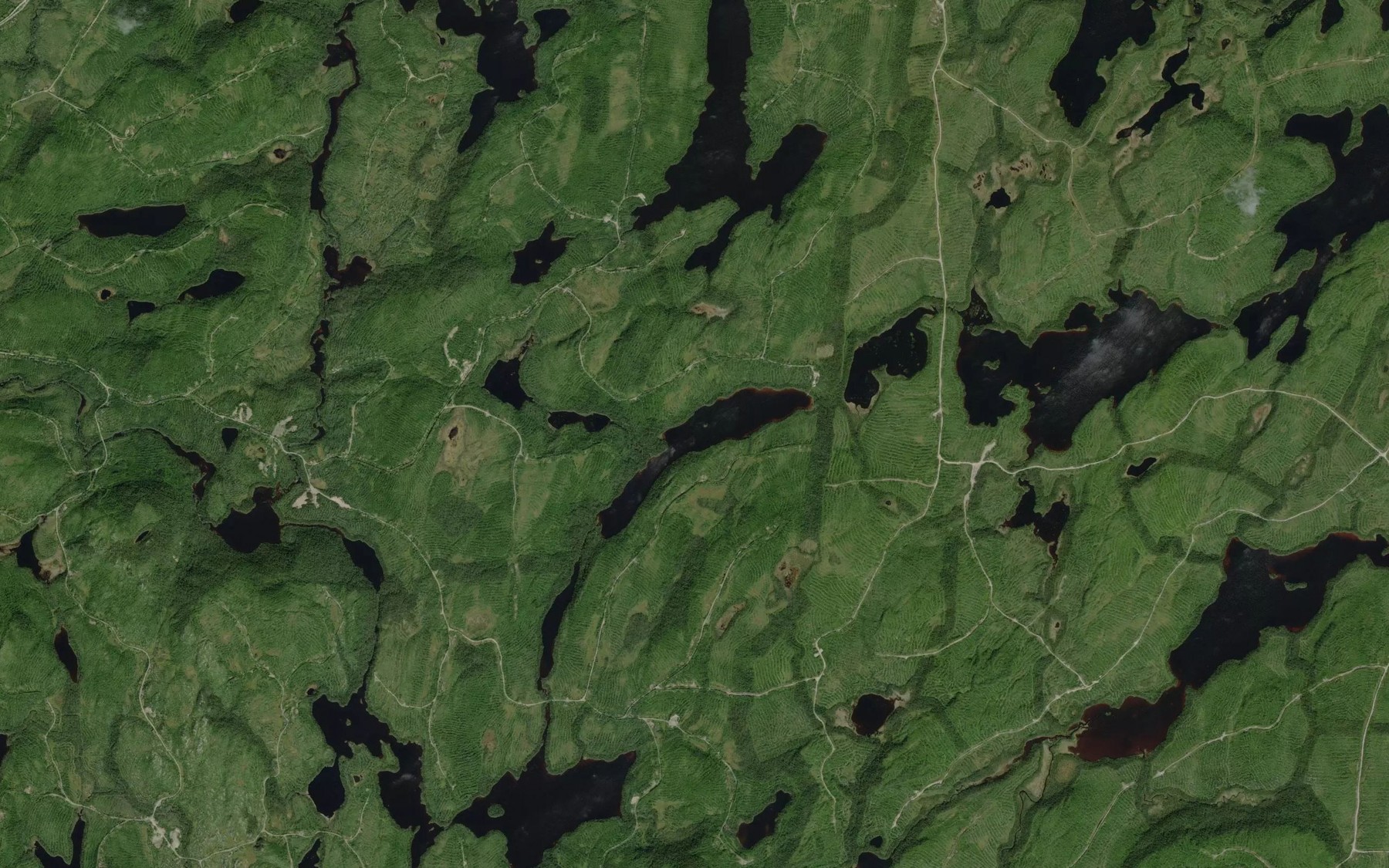 Satellite map of the Lac du Refuge