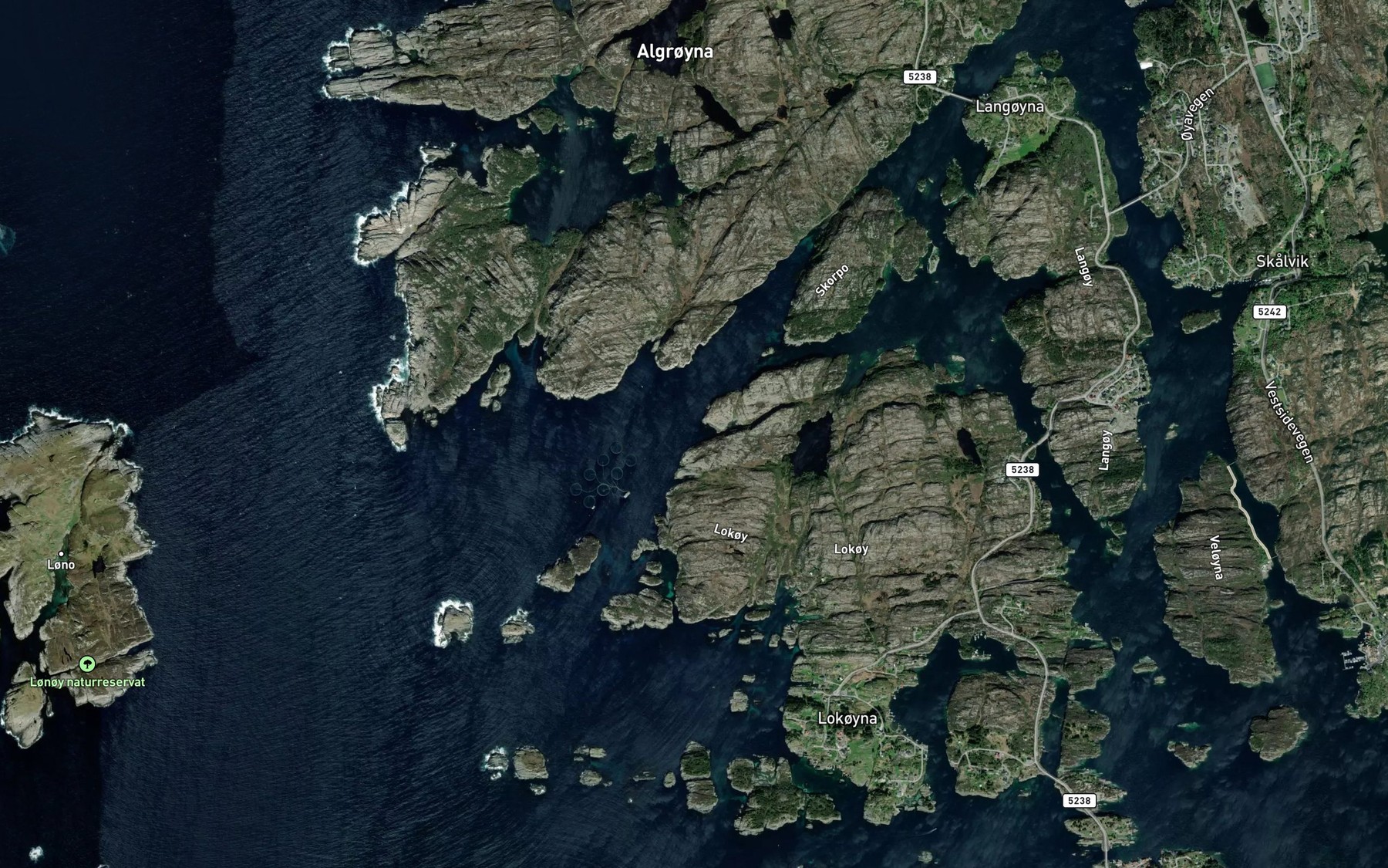 Satellite map of the Trosavika