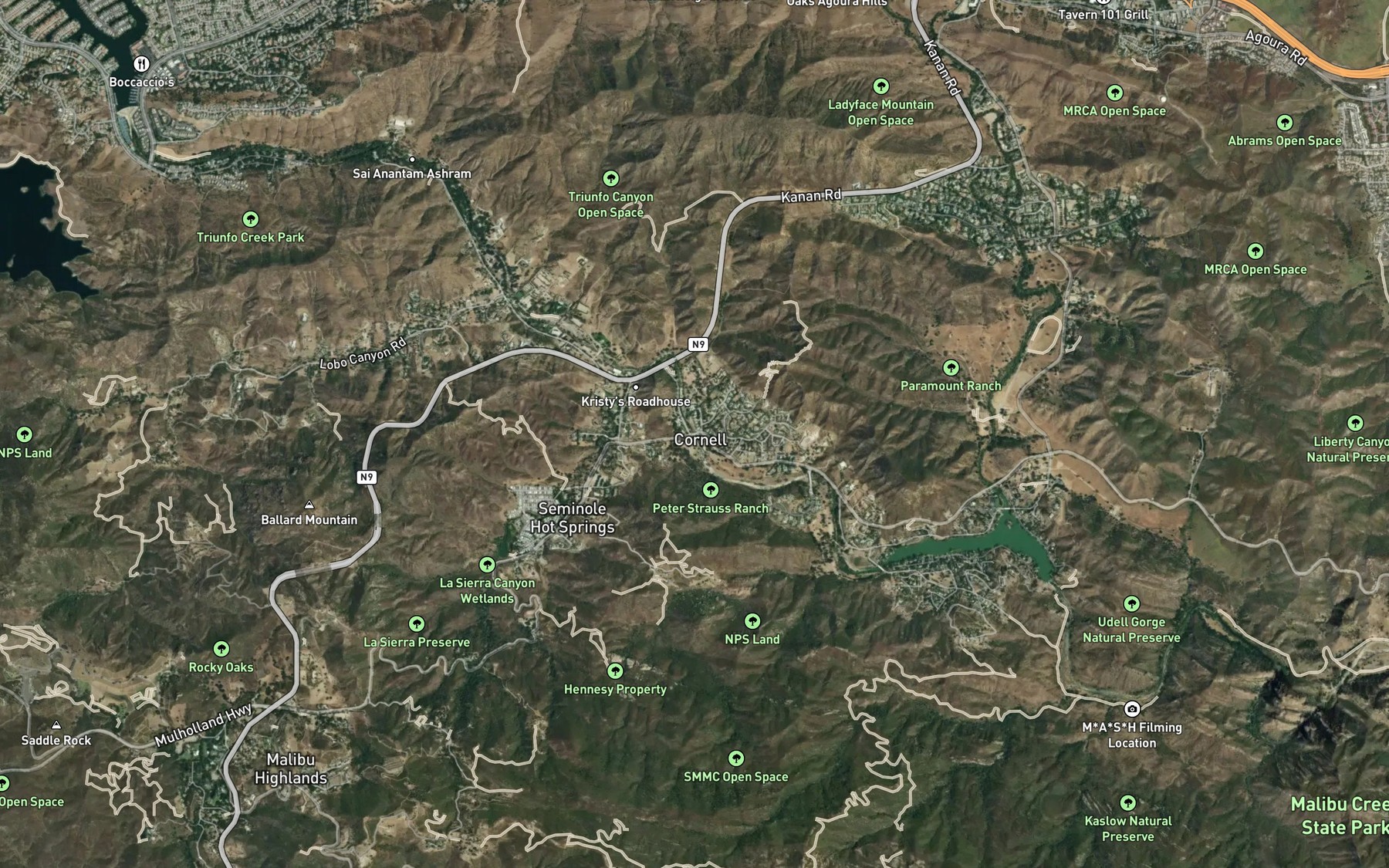 Satellite map of the Lake Enchanto