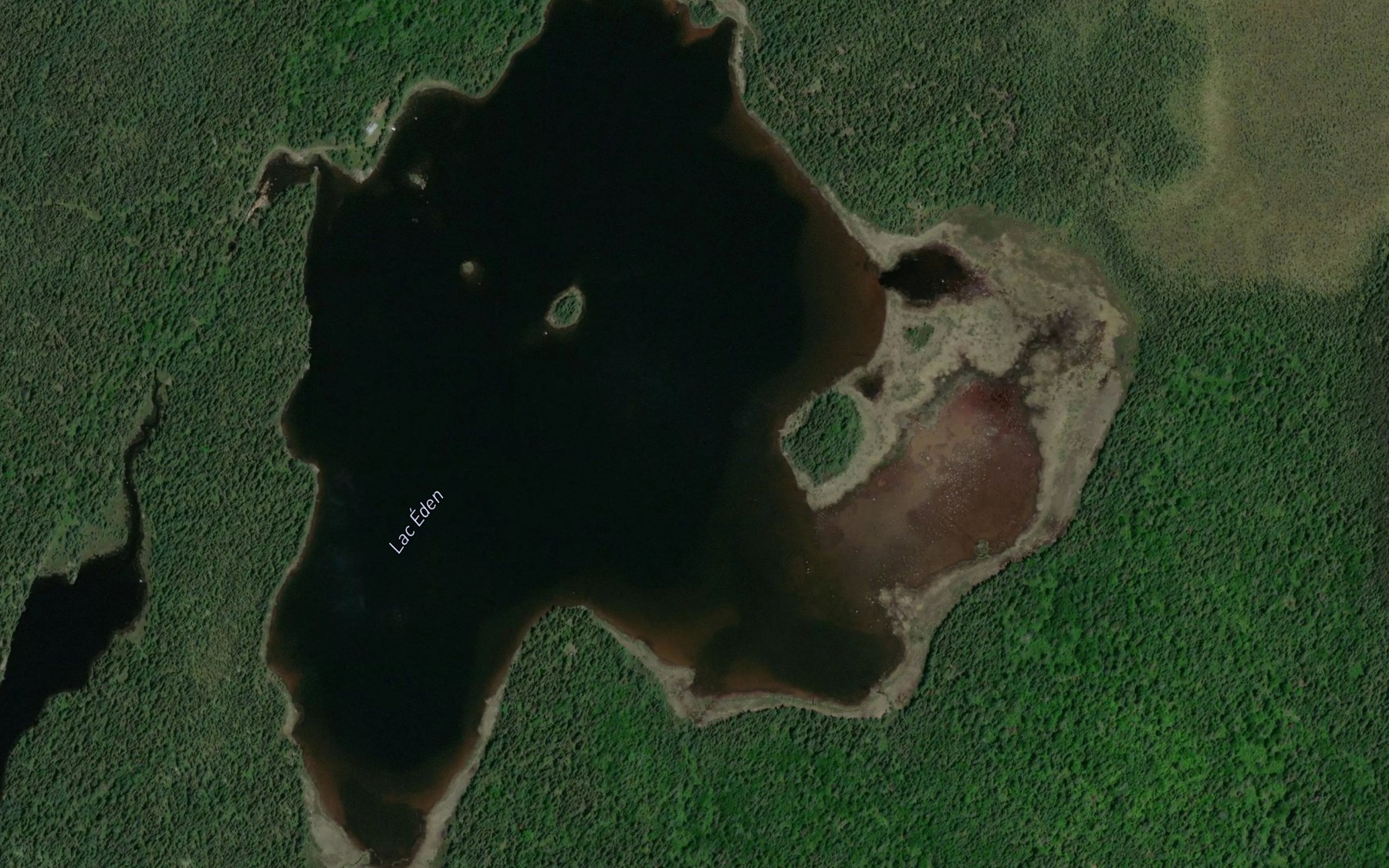 Satellite map of the Lac Eden