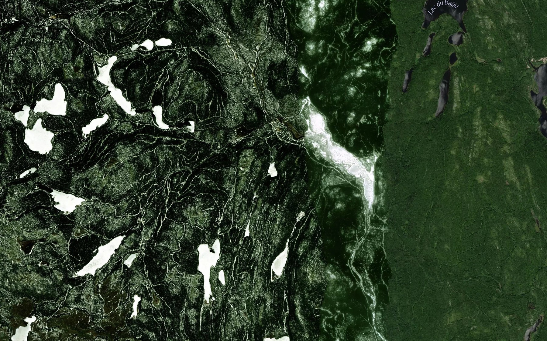 Satellite map of the Lac Evans