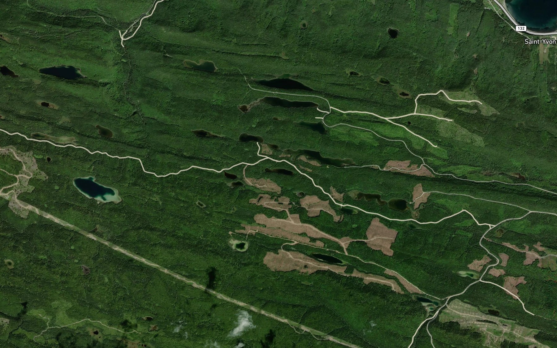 Satellite map of the Lac des Cedres