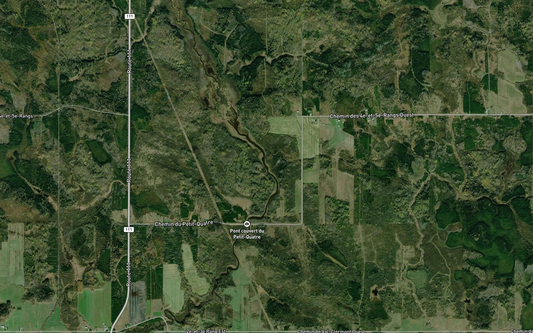 Satellite map of the Cours d'eau Deschamps