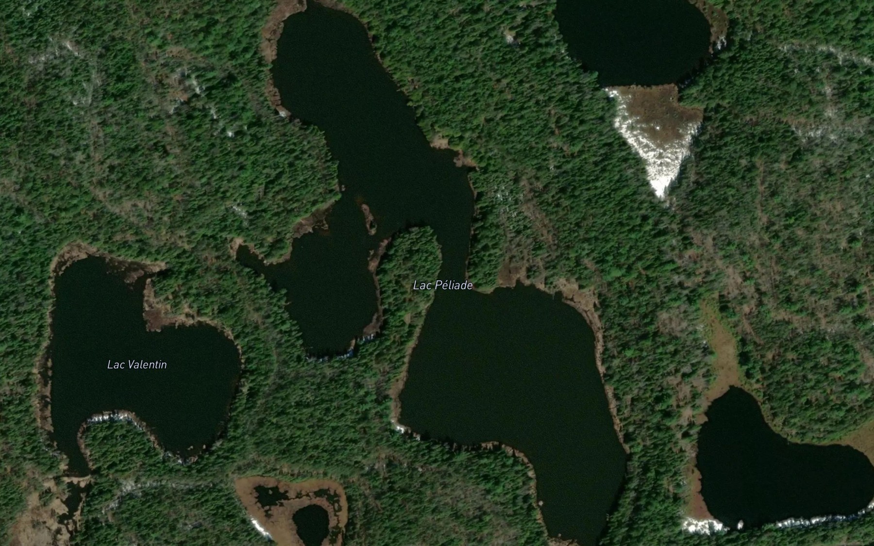 Satellite map of the Lac Peliade