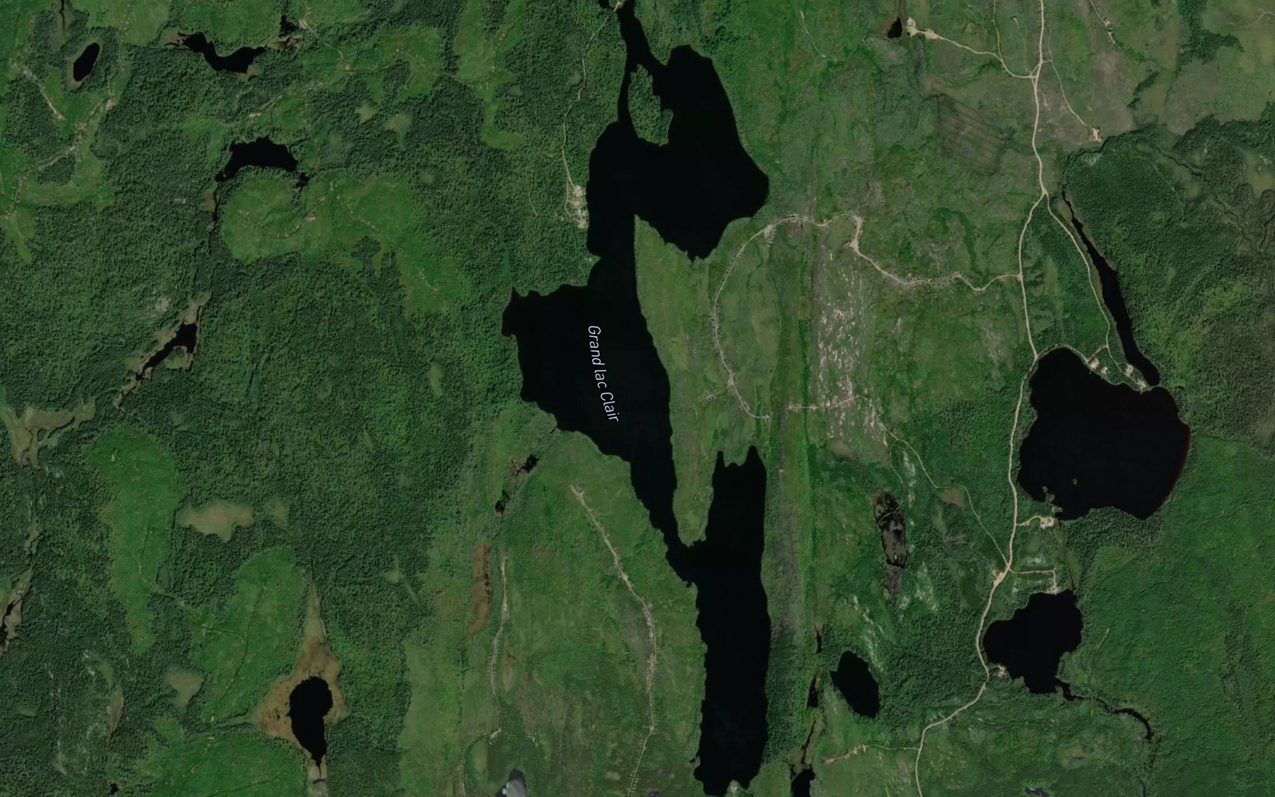 Satellite map of the Grand lac Clair