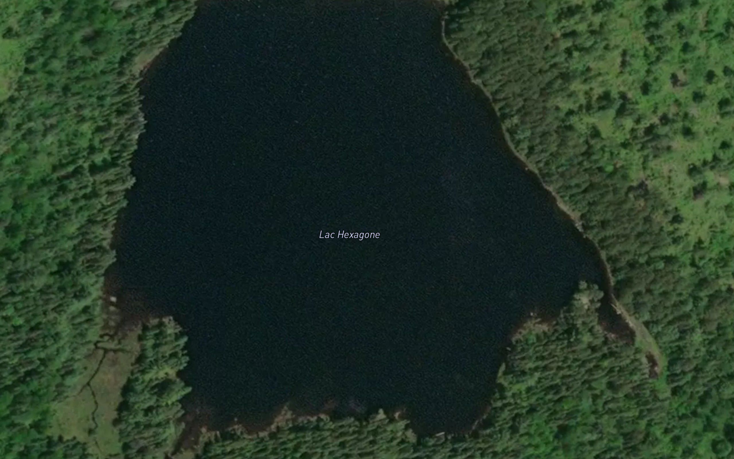 Lac Hexagone