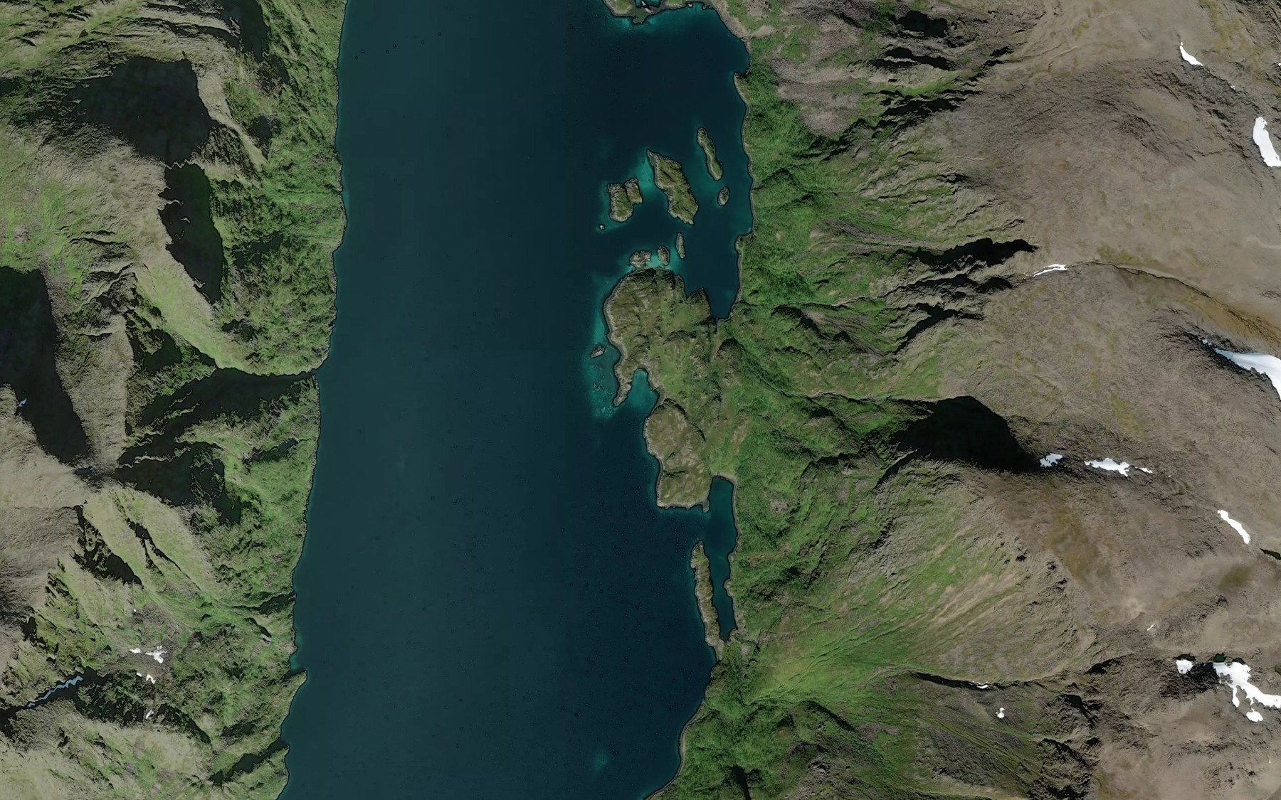 Satellite map of the Skjelbukt