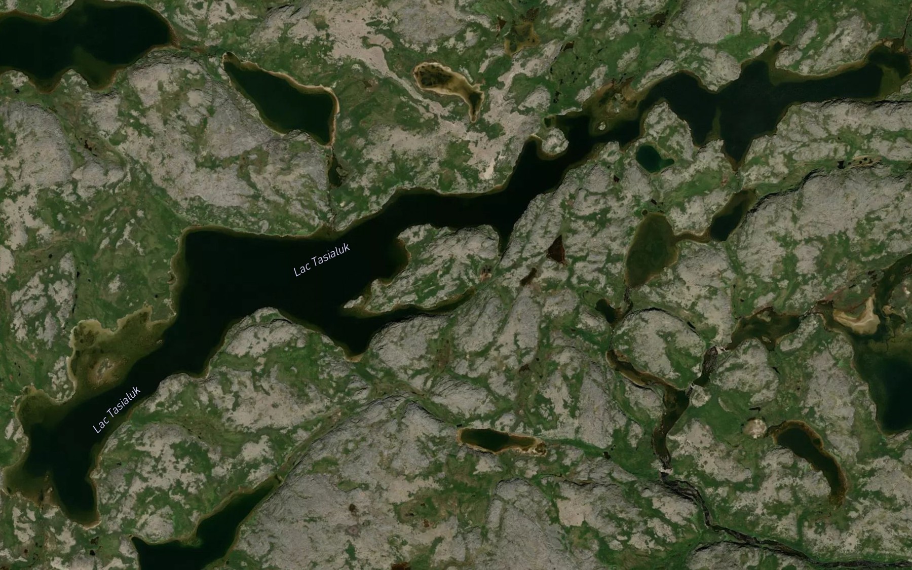 Satellite map of the Lac Tasialuk