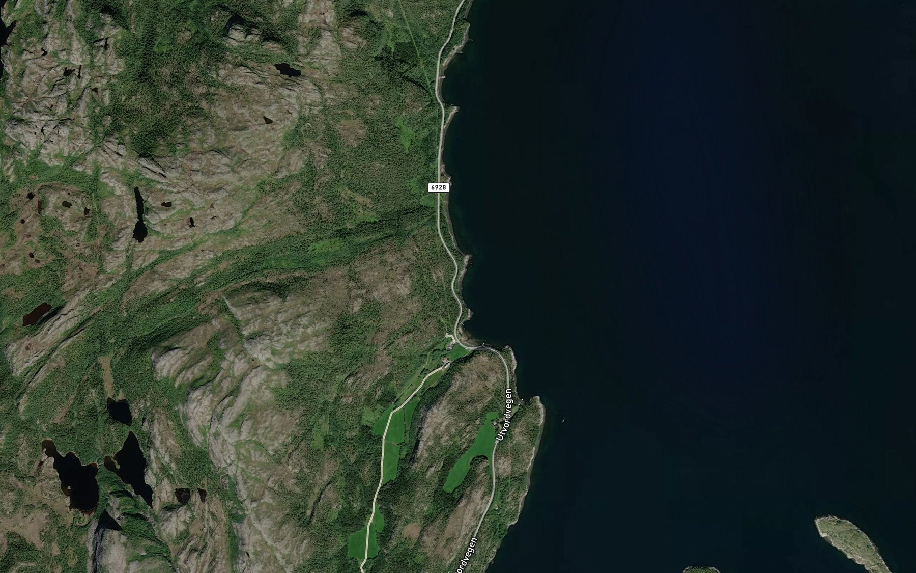 Satellite map of the Skjavika