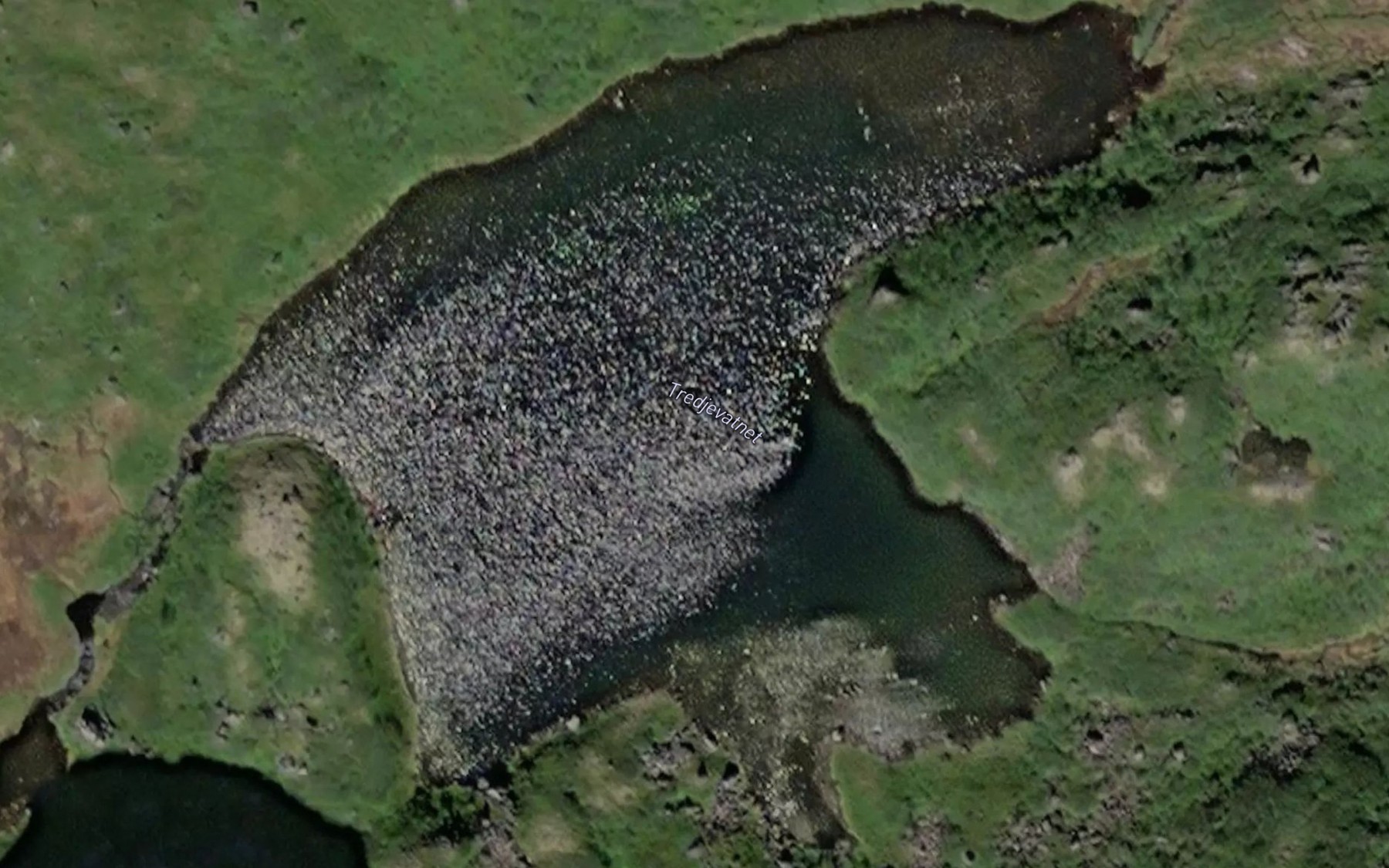 Satellite map of the Tredjevatnet
