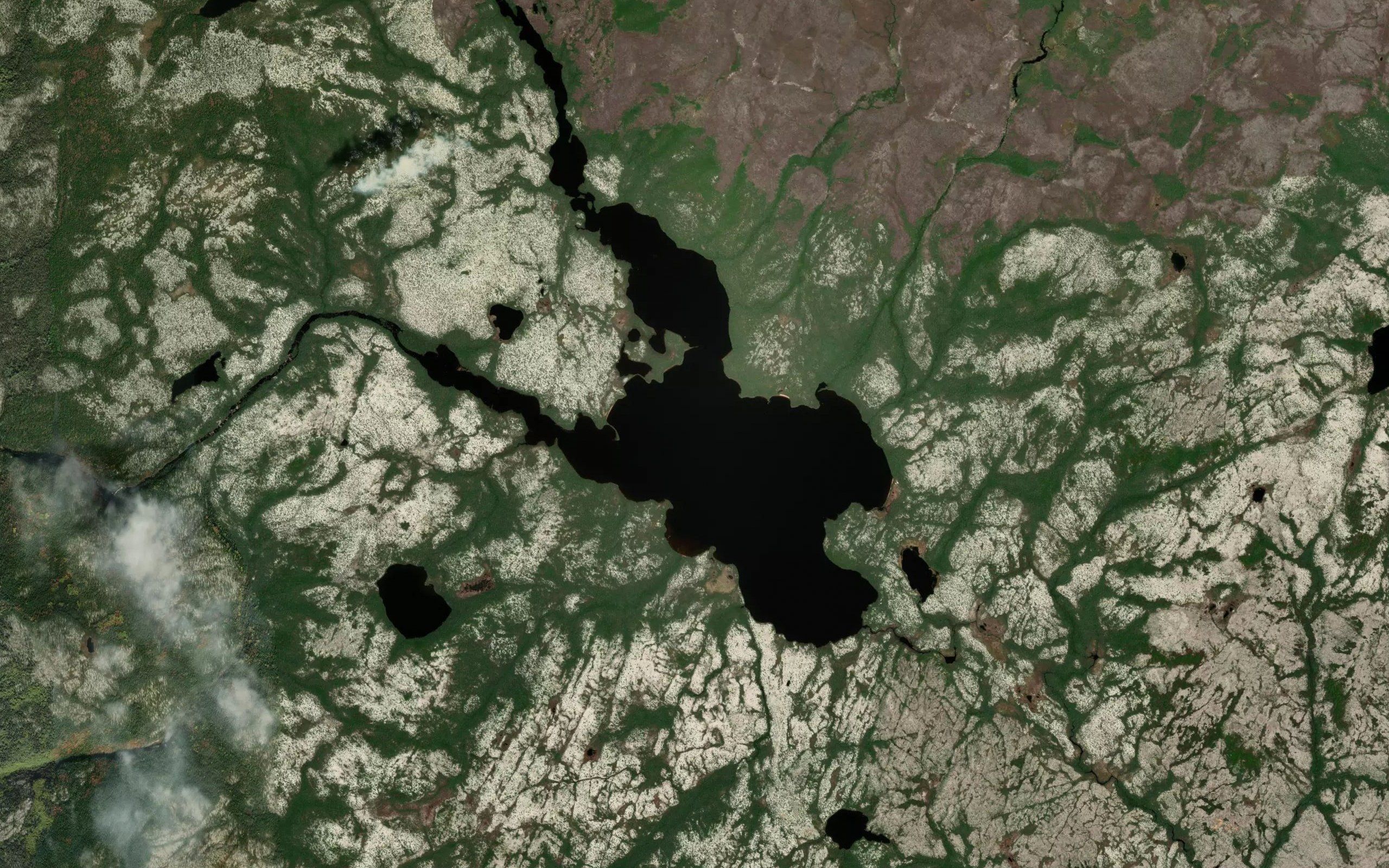 Lac Uhahameku