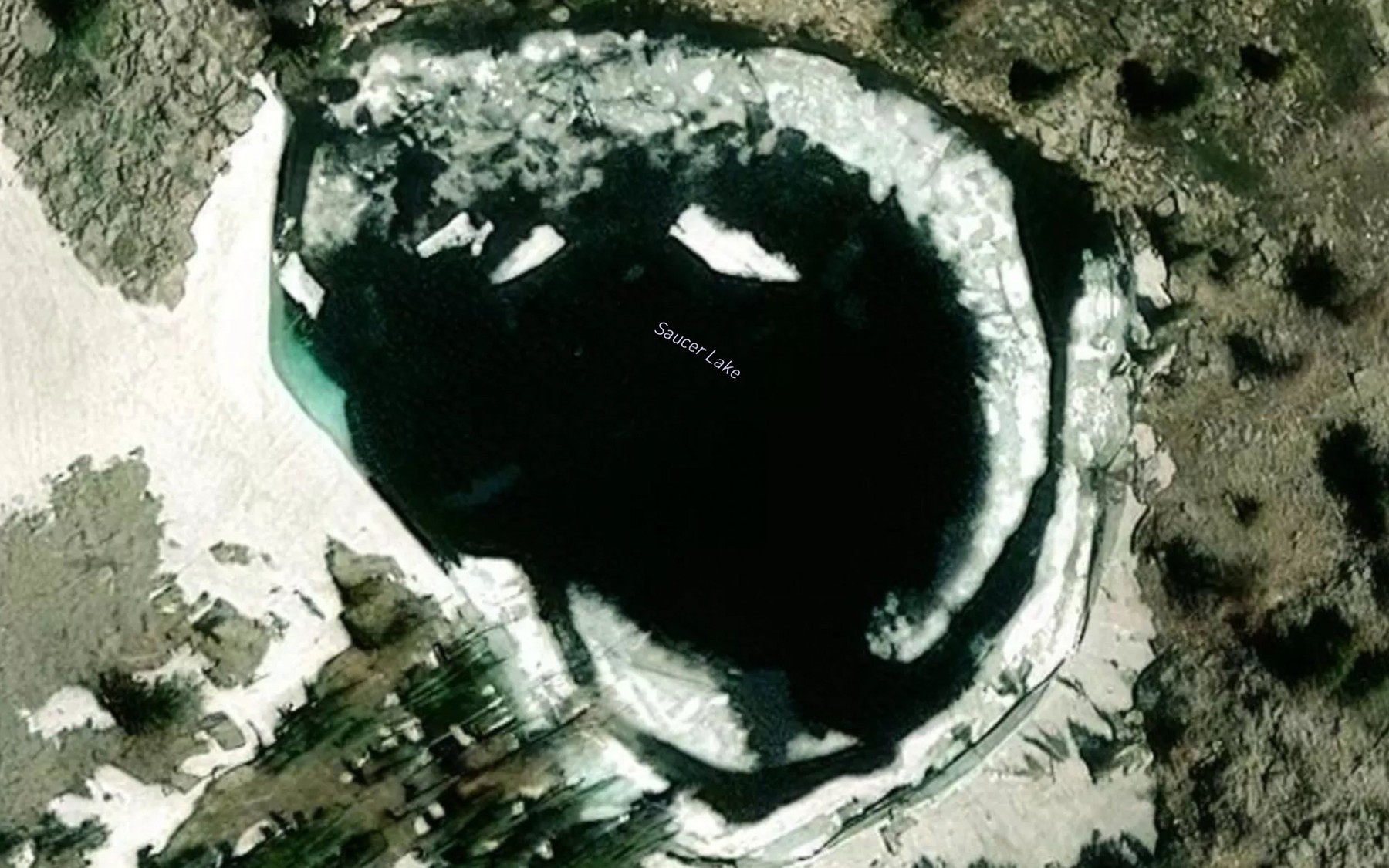 Satellite map of the Saucer Lake