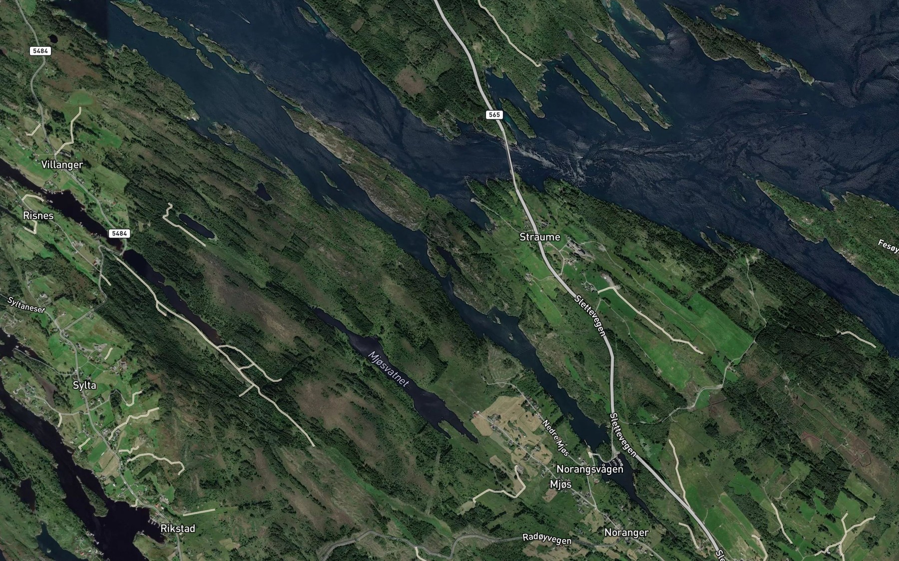 Satellite map of the Bogen
