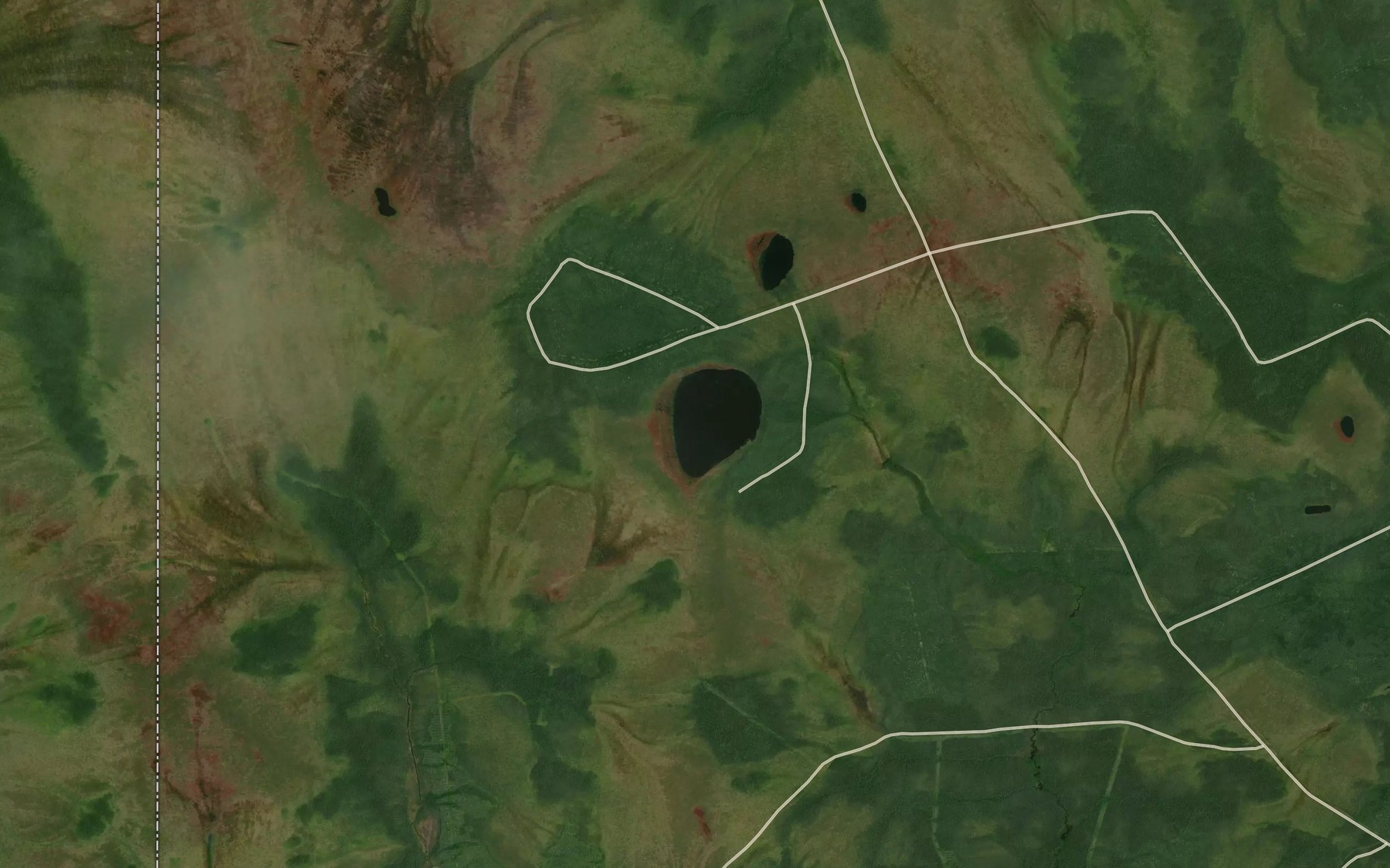 Satellite map of the Lac Lusseau