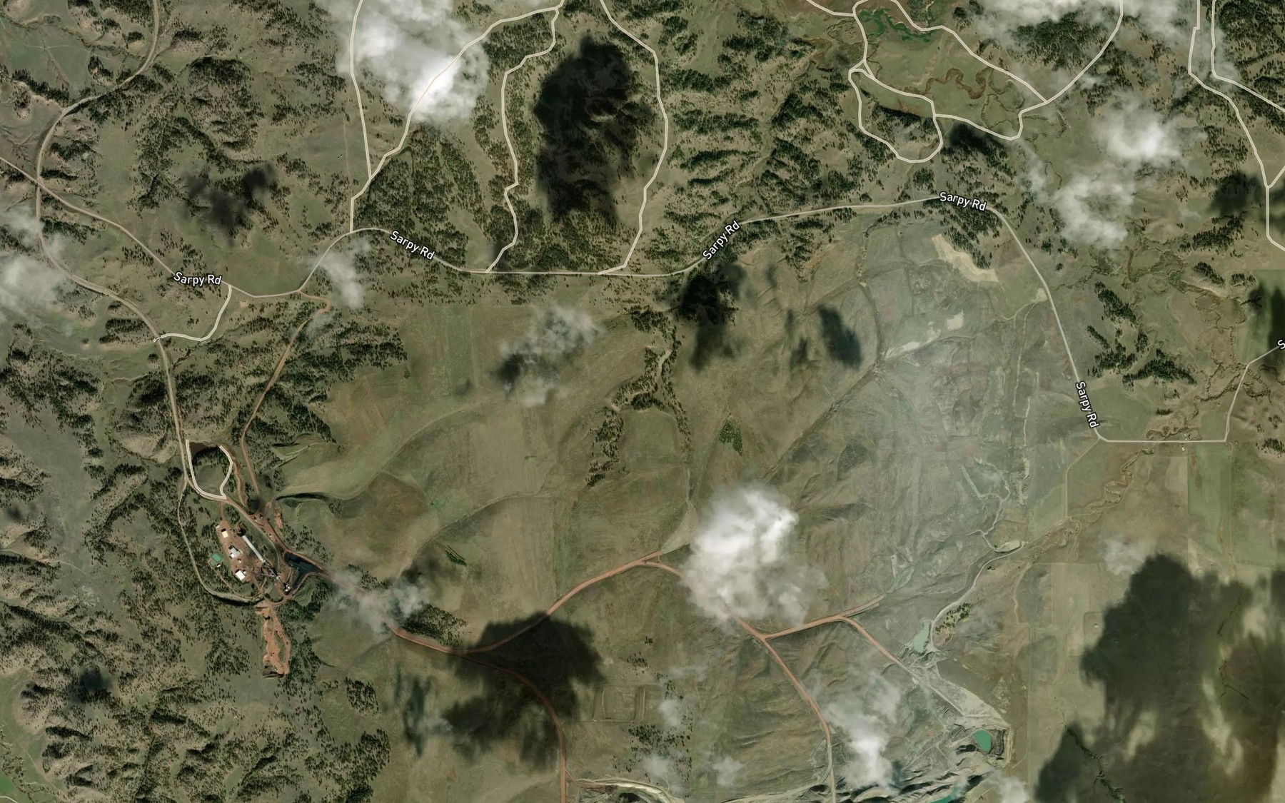 Satellite map of the 01N38E19CCAC01 Spring