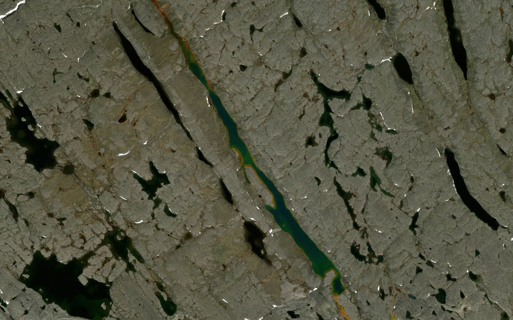 Satellite map of the Lac Tasialuk Tukirsinga