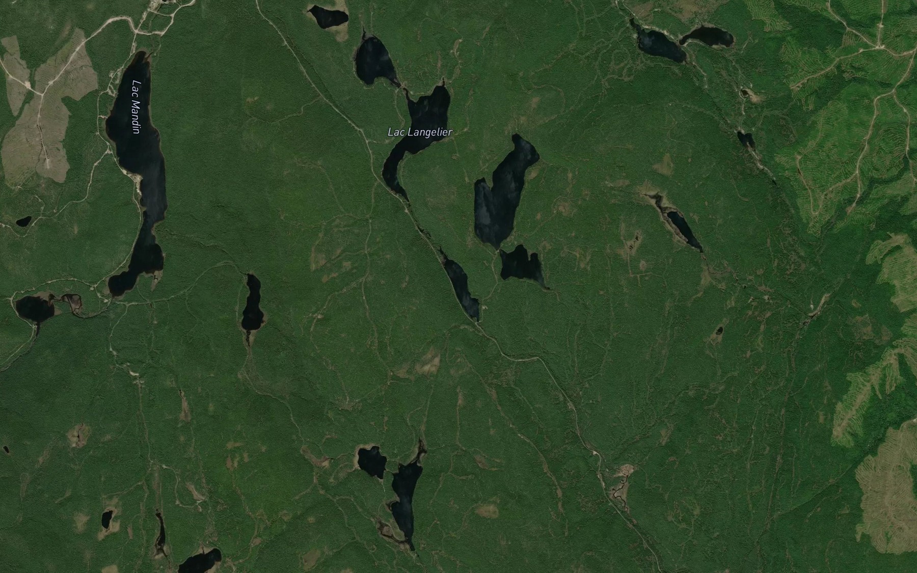 Satellite map of the Lac des Gardes-Forestiers